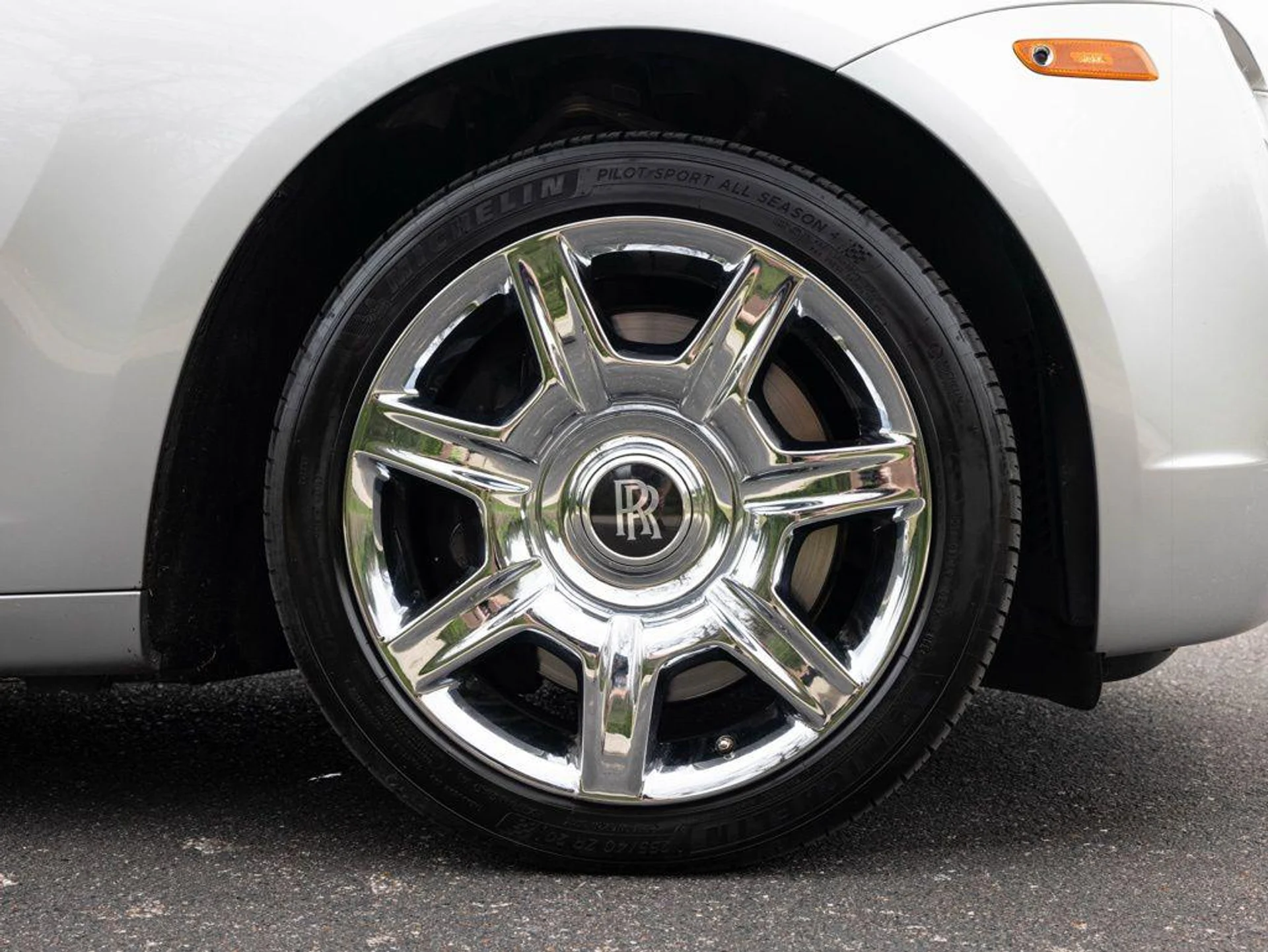 mph075_236386702_507279829_69c7d6a8be5600699b47229f_99147707db