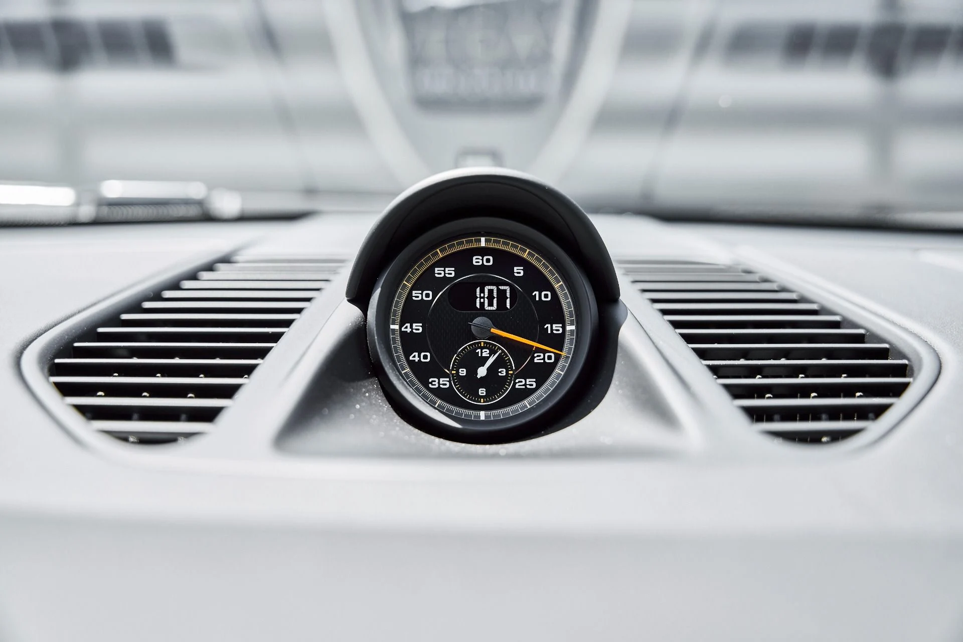 mph075_2368158684_Used_2018_Porsche_911_GT_2_RS_1778881022_ae356a843c