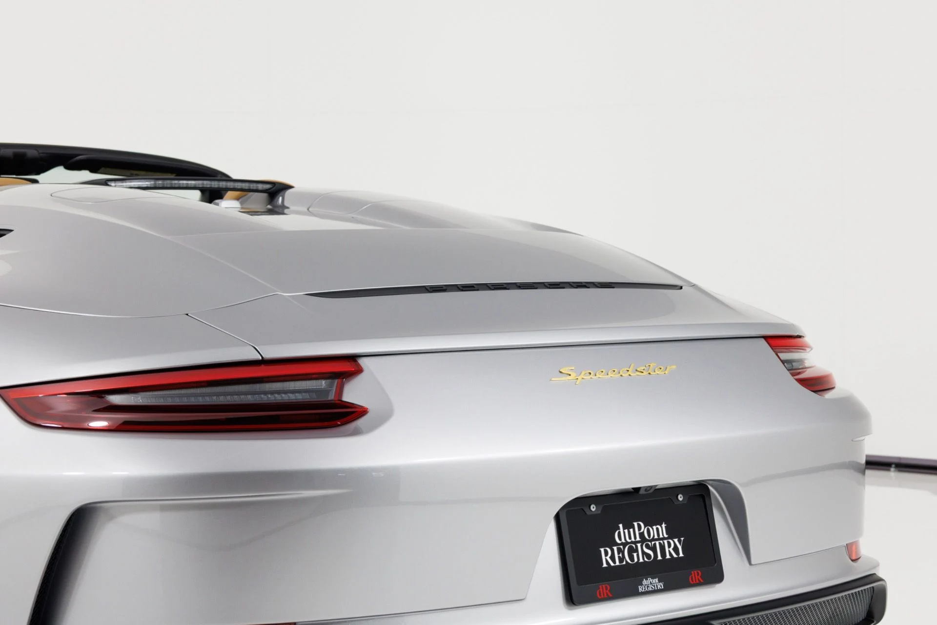 mph075_2387716773_Used_2019_Porsche_911_Speedster_1790794397_ab665bb3e4