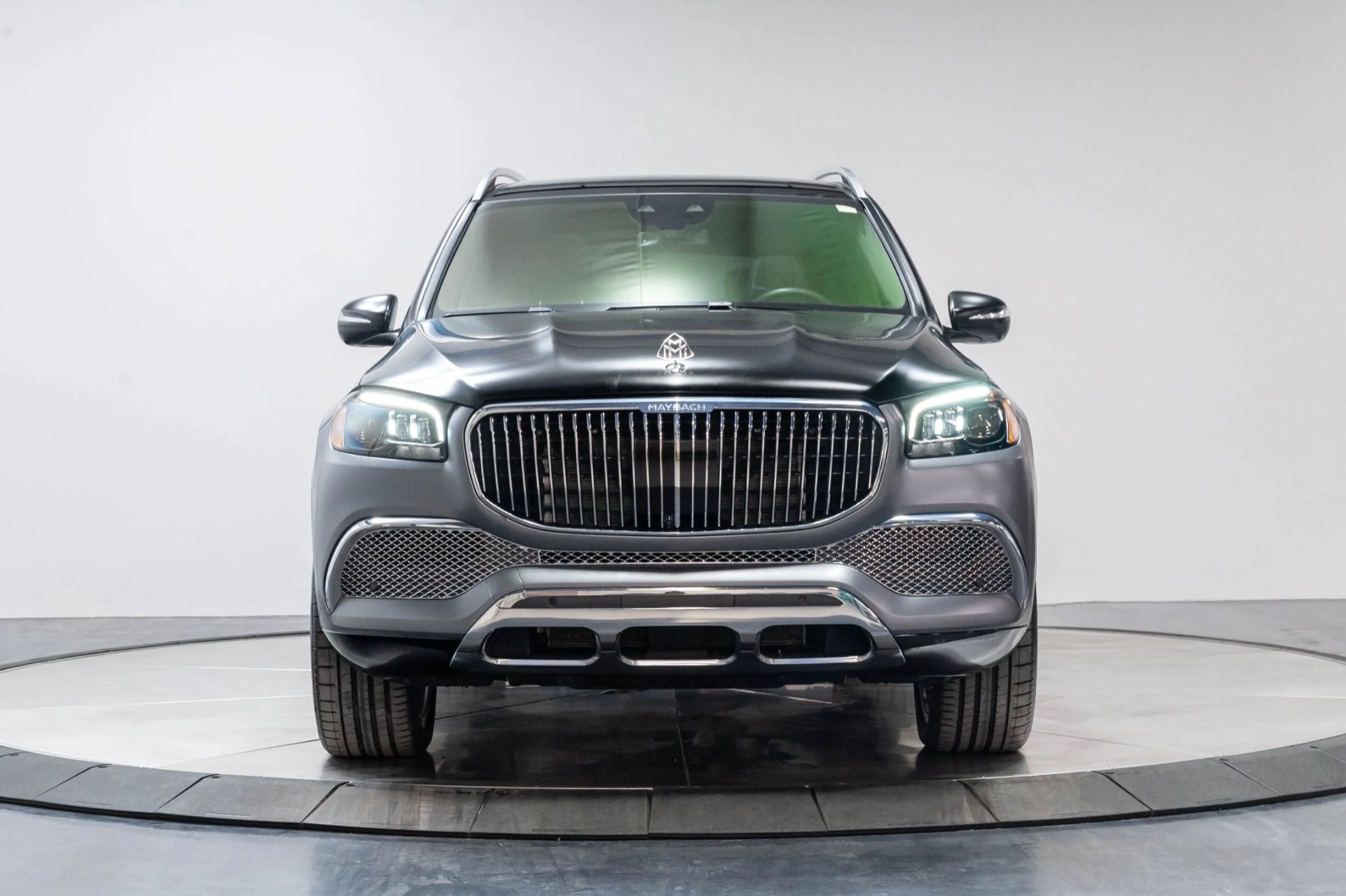 mph075_2446768724_Used_2022_Mercedes_Benz_GLS_Maybach_GLS_600_4_MATIC_1784906738_bb2ac2deec