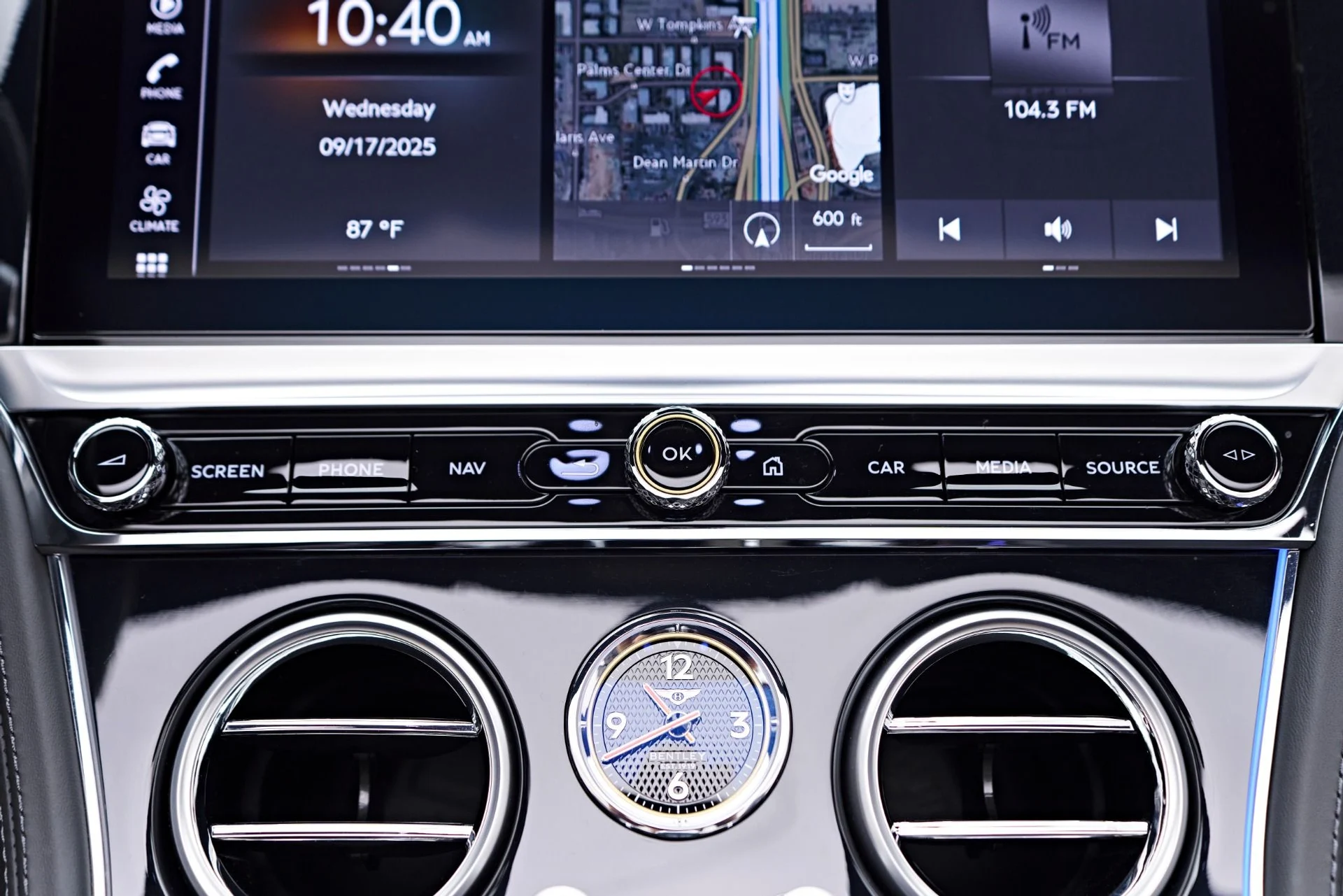 mph075_2473008294_Used_2024_Bentley_Continental_GT_Speed_1758316131_47b68e9b58