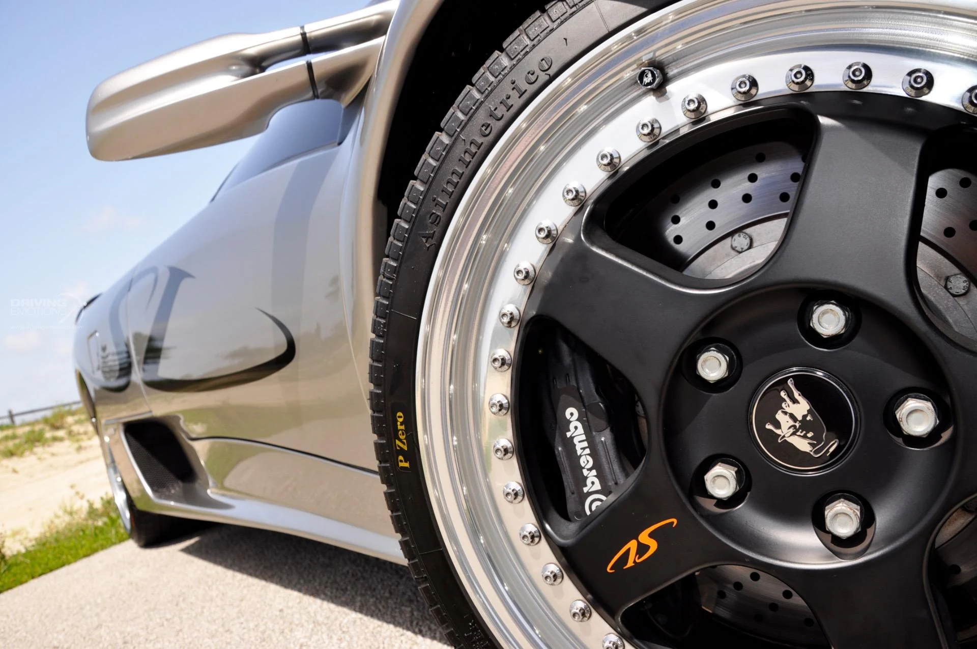 mph075_2513908243_192_p76_l_591471e22c