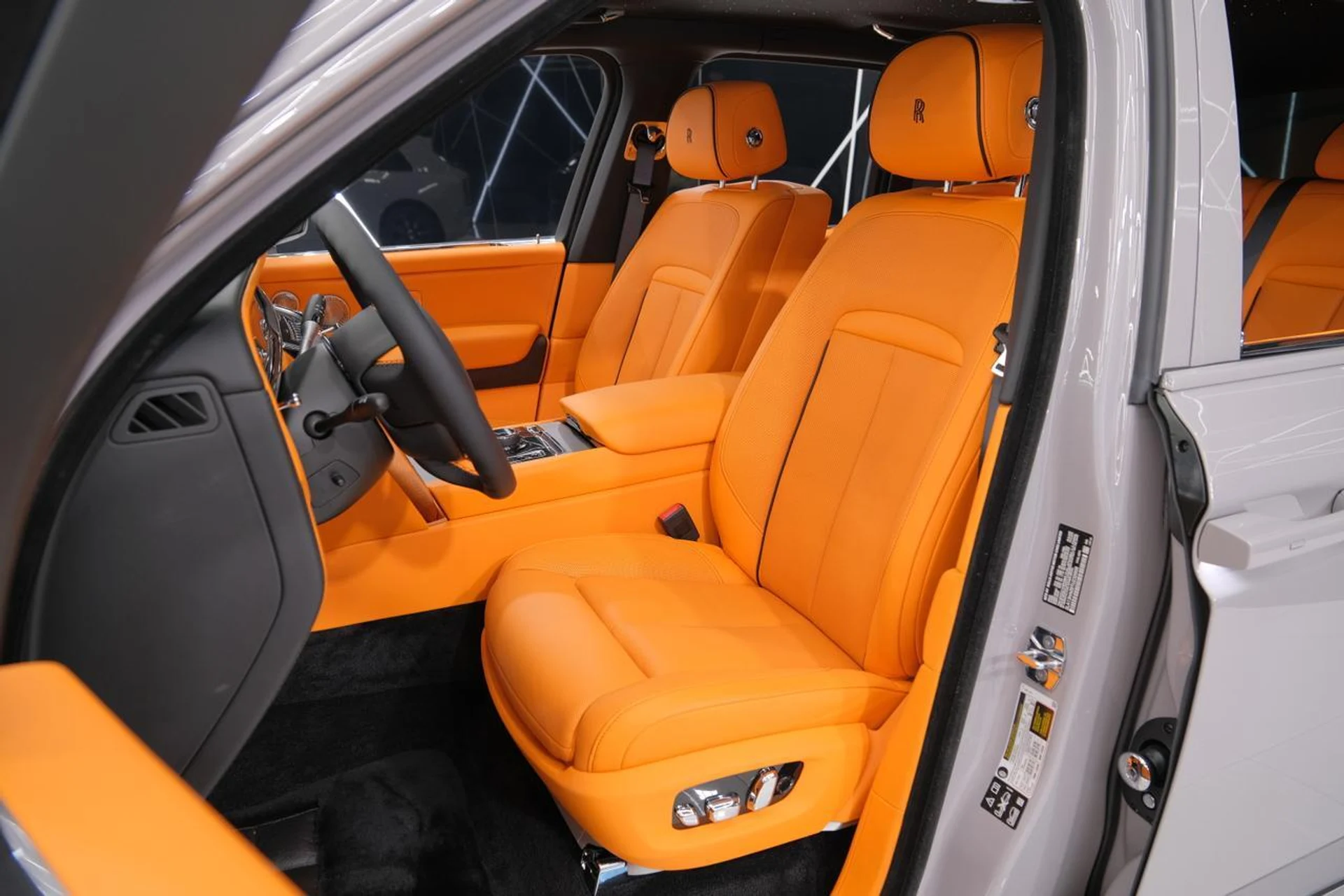 mph075_2520907235_43fb6297f9e5e7edcba6df10e20a039e_676415128a