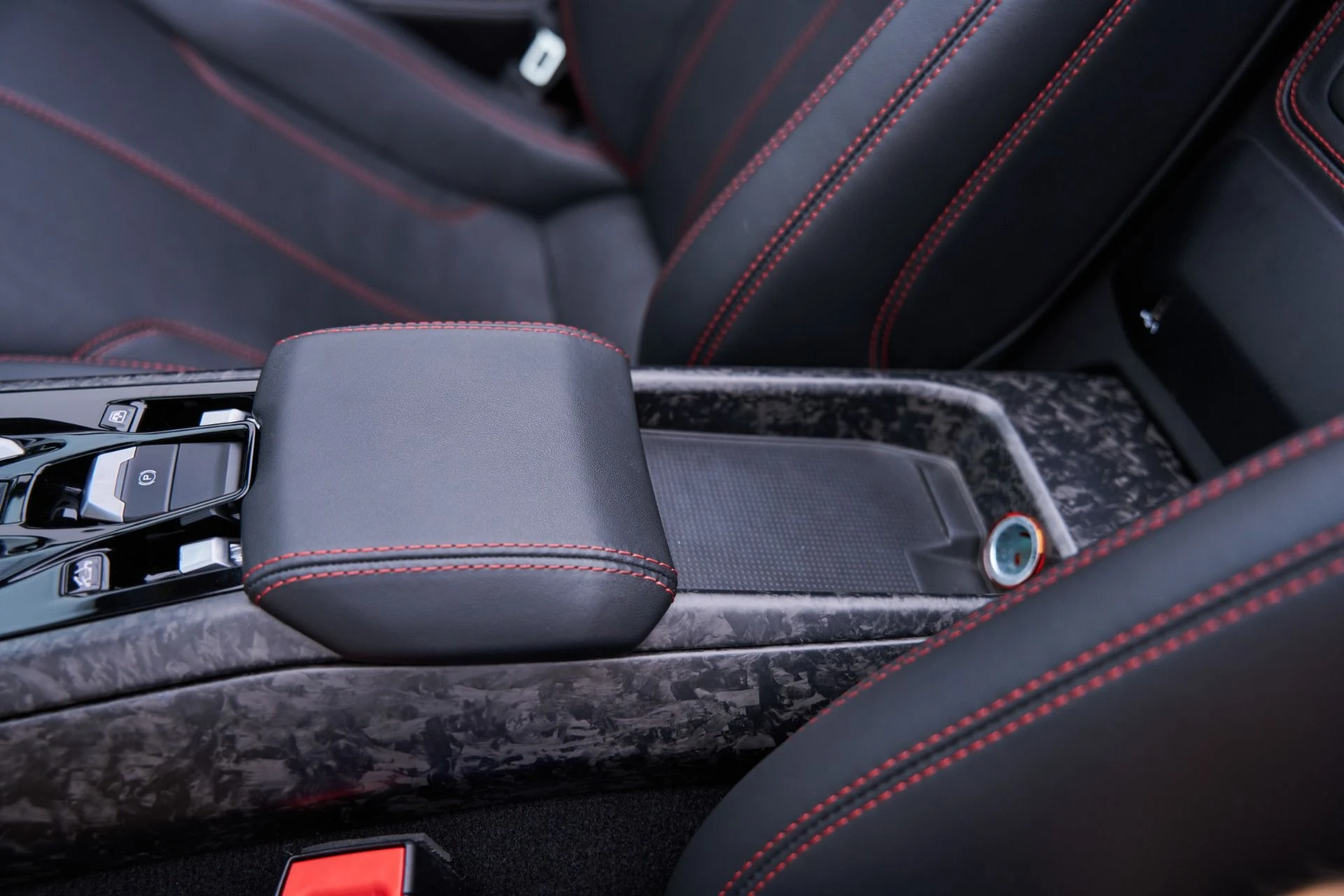 mph075_2625151008_Used_2022_Lamborghini_Huracan_EVO_Base_1792542181_a979b7b6e9