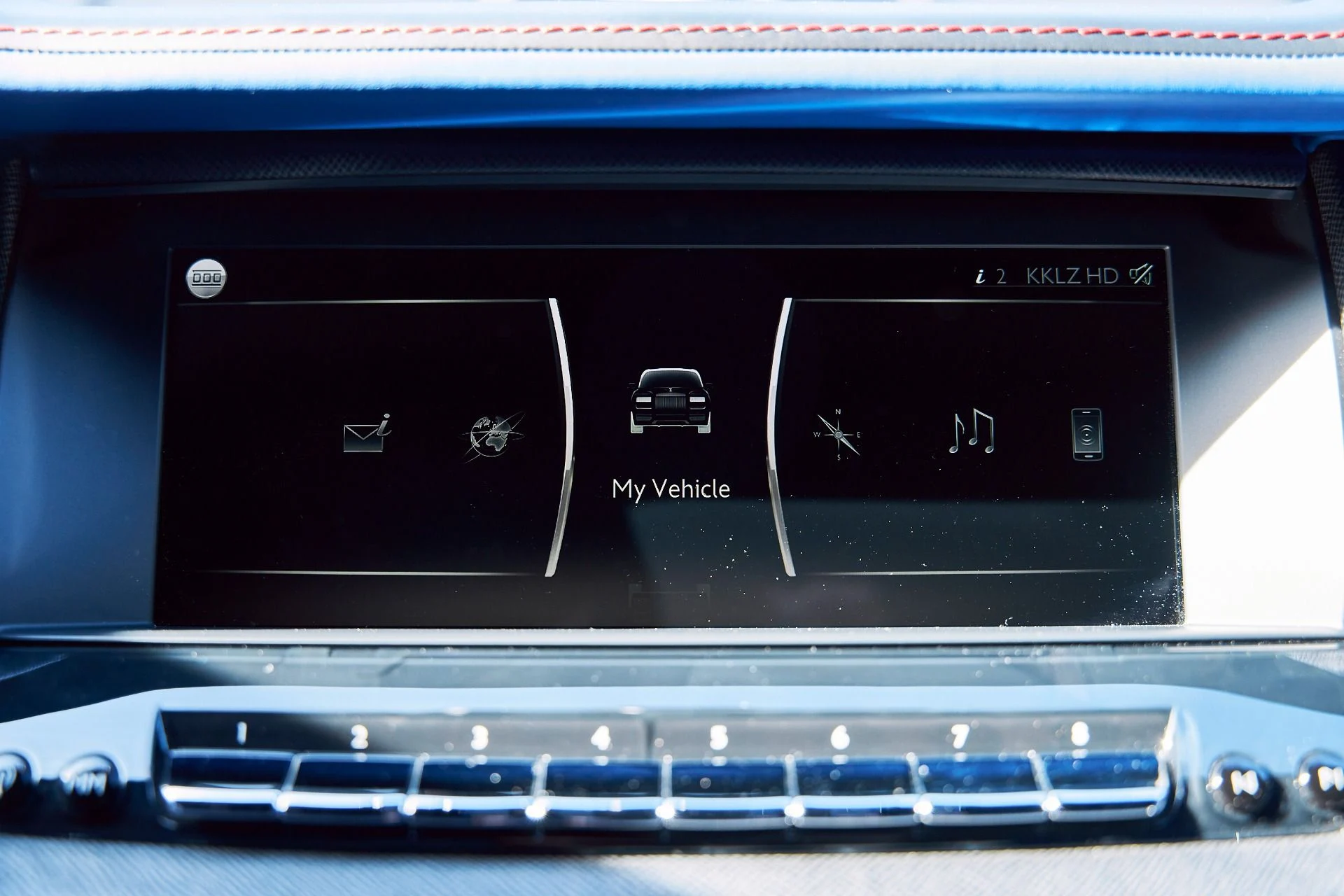 mph075_2775692961_Used_2021_Rolls_Royce_Cullinan_Base_1770692303_2d1518c39d