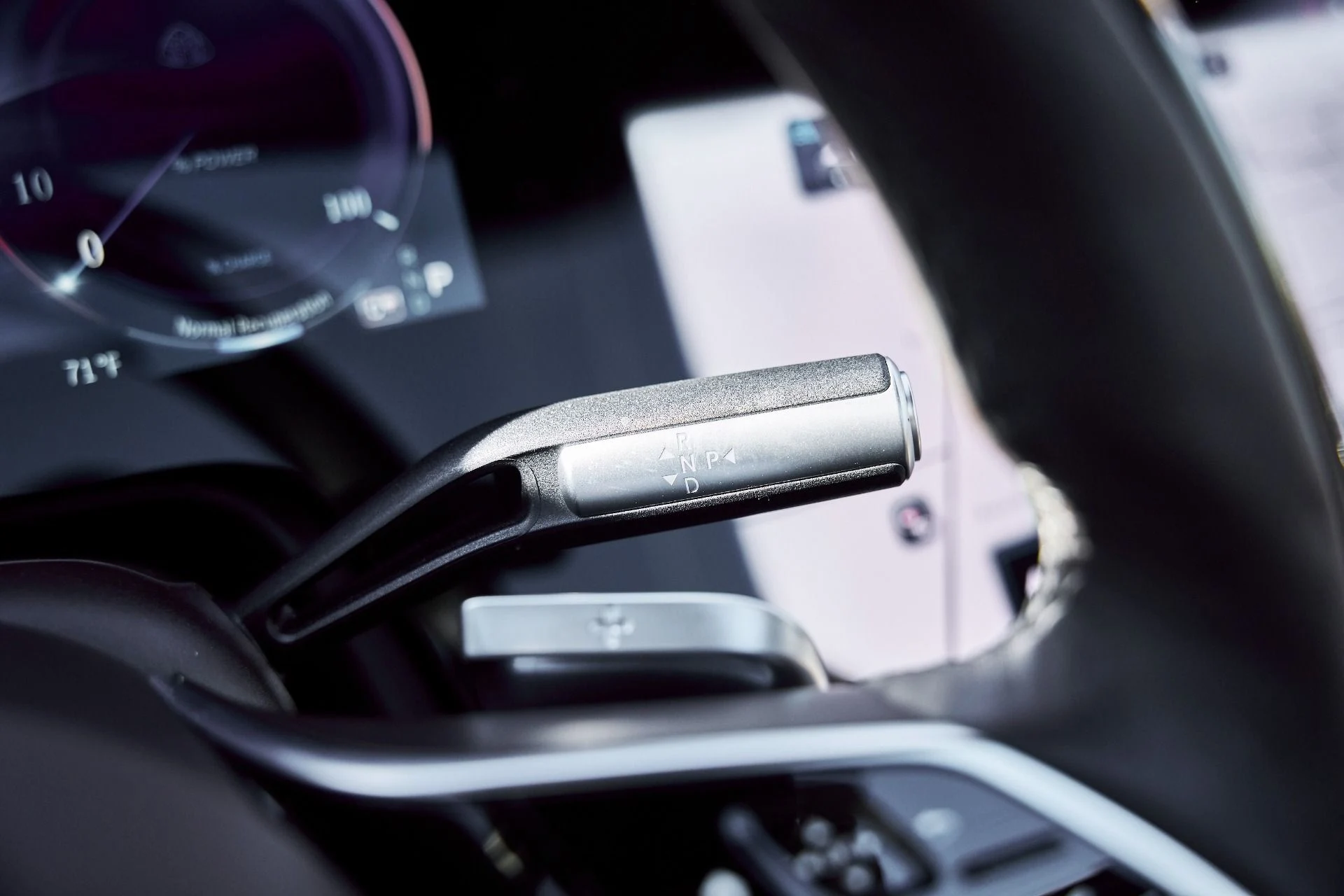 mph075_2820417607_Used_2025_Mercedes_Benz_EQS_Maybach_EQS_680_1770508844_eaf30f9ccf