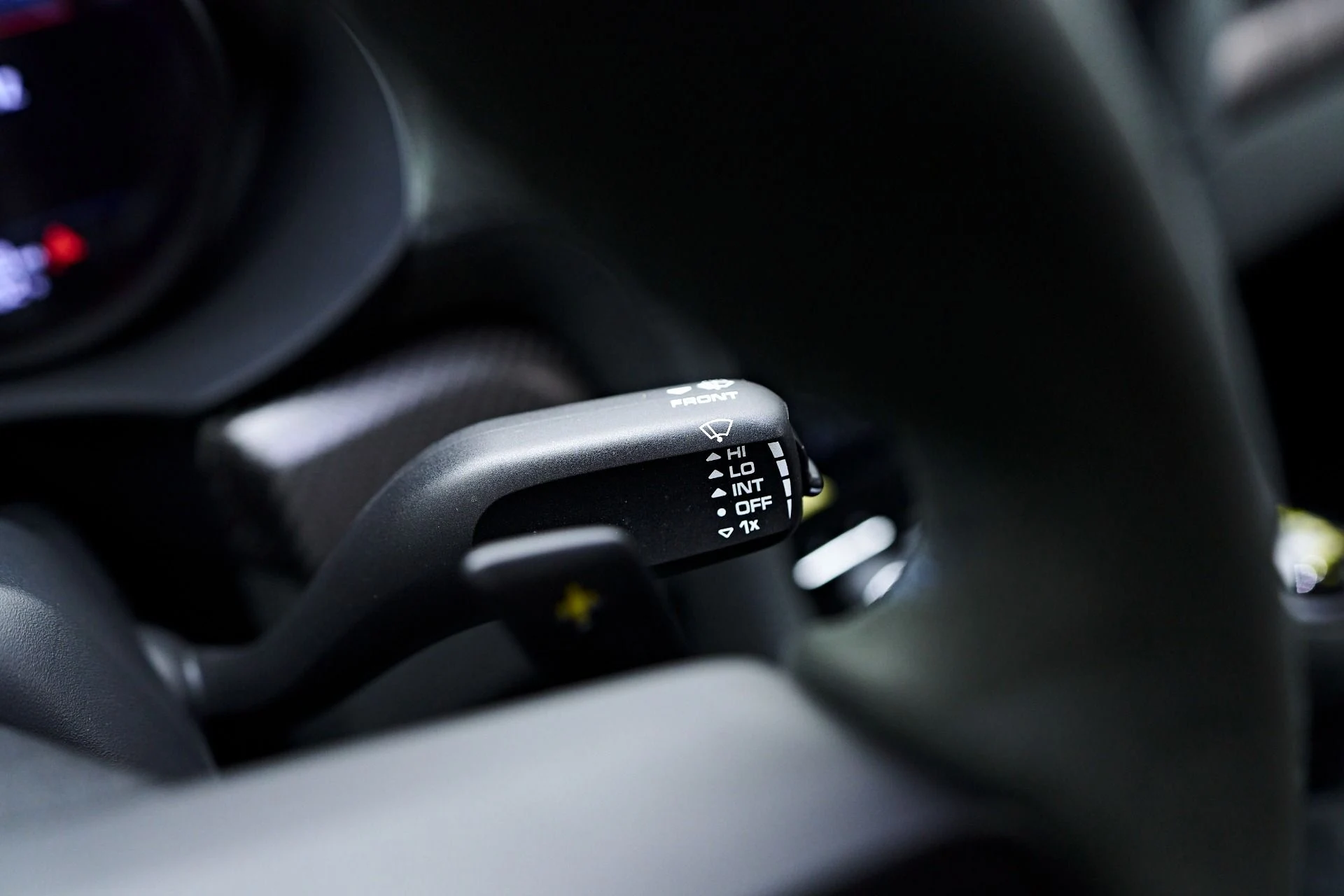 mph075_2985236189_Used_2025_Porsche_718_Cayman_GT_4_RS_1754674090_b01d705dee