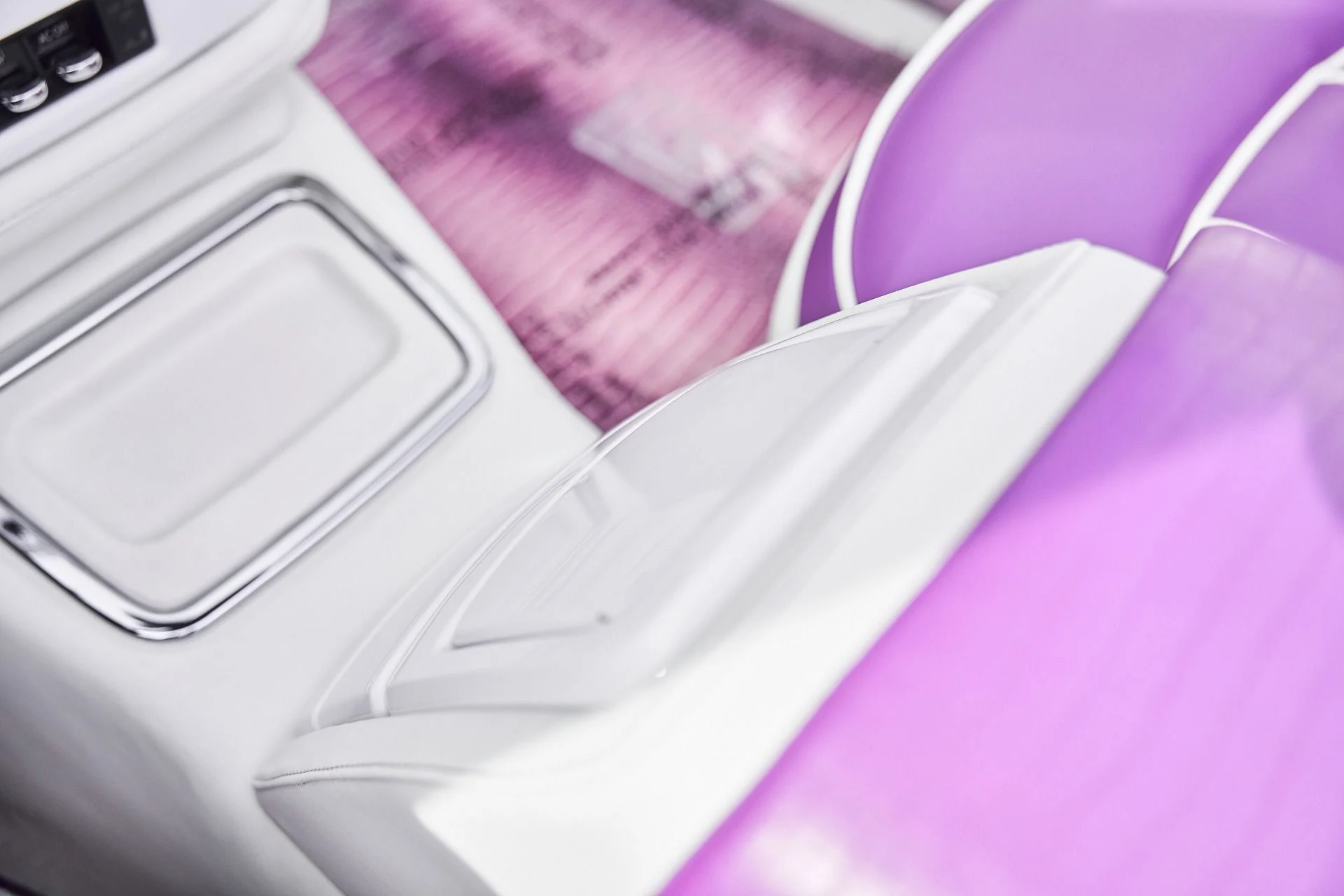 mph075_3024039691_Used_2008_Rolls_Royce_Phantom_Drophead_Coupe_Base_1769136114_49b68a49b5