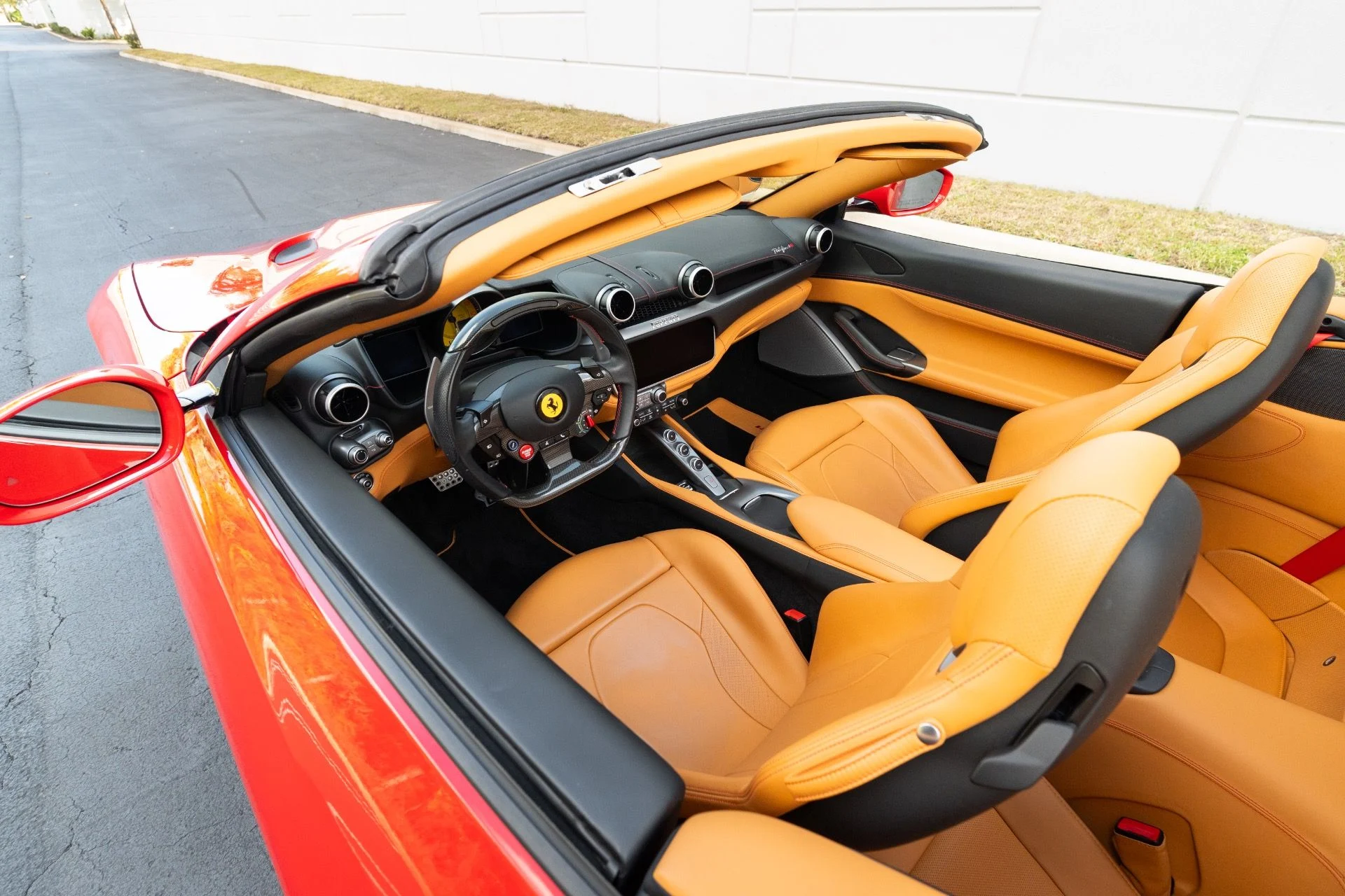 mph075_3070422306_Used_2023_Ferrari_Portofino_M_1770869852_eca9d34c4d