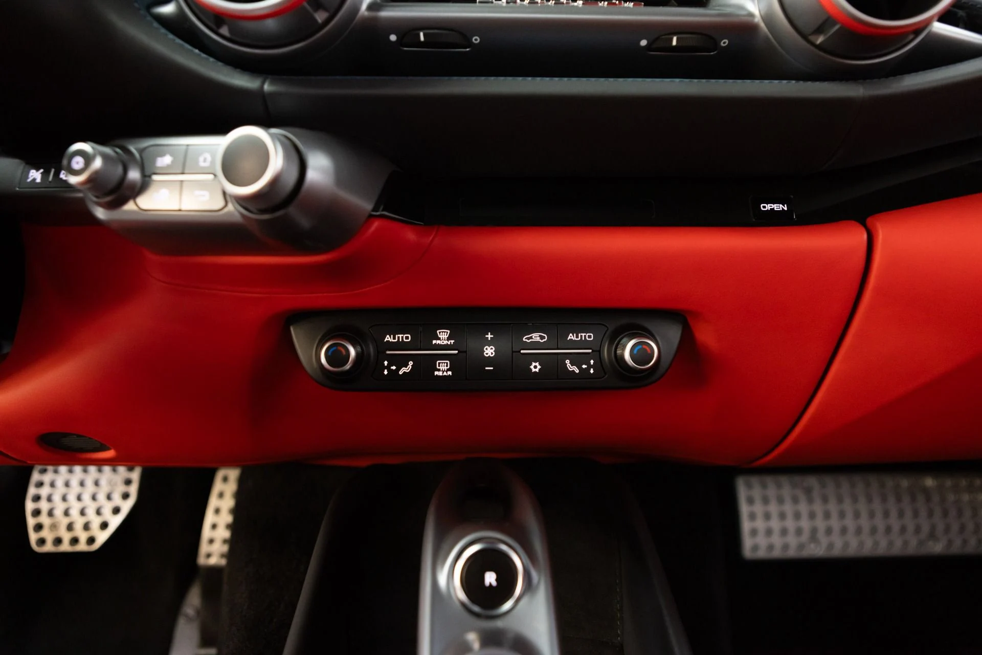 mph075_307617720_Used_2020_Ferrari_812_Superfast_1779459079_1fd05219fc