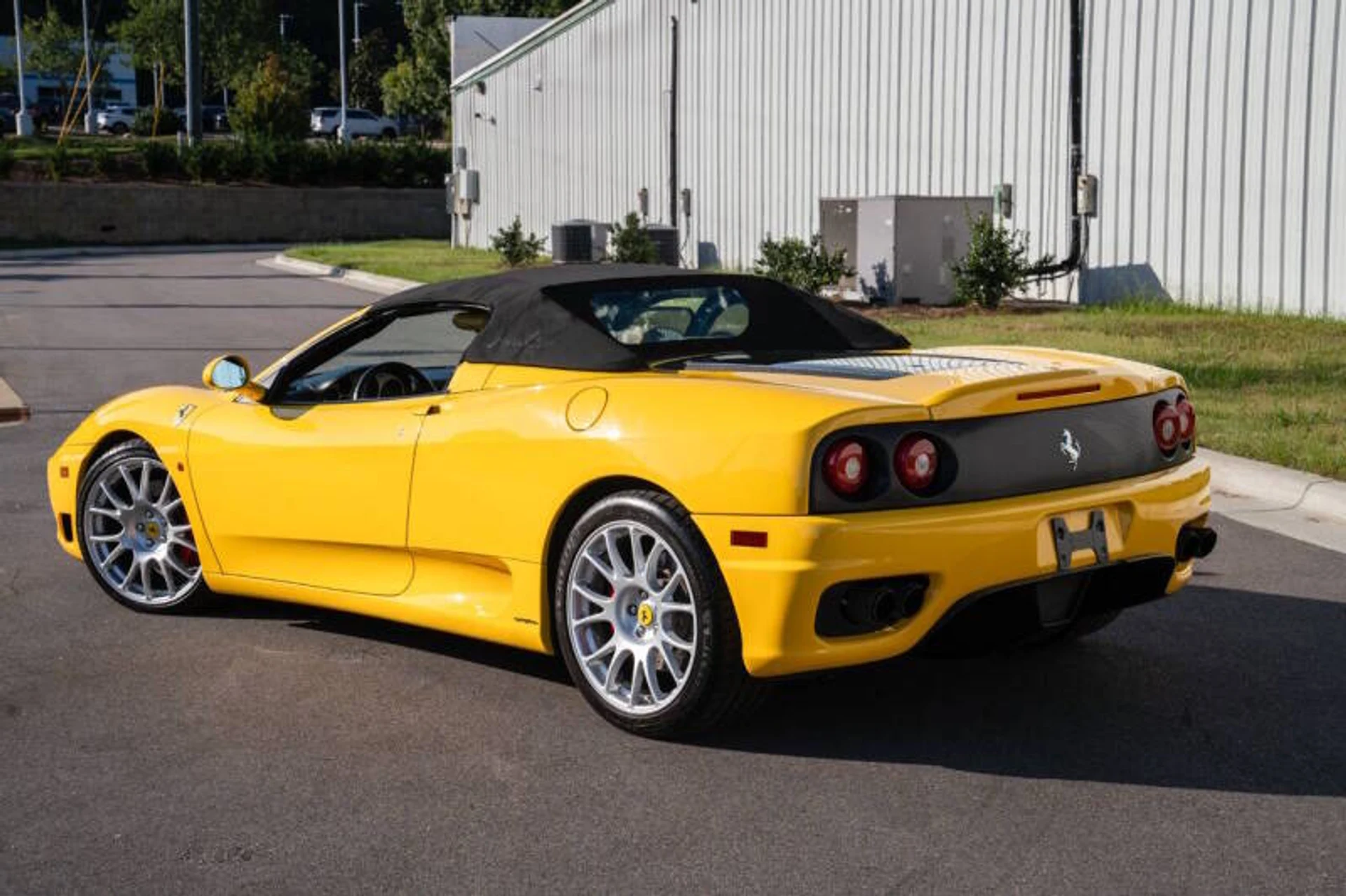mph075_3104434177_2002_ferrari_360_spider_base_2dr_convertible_796f7181a5