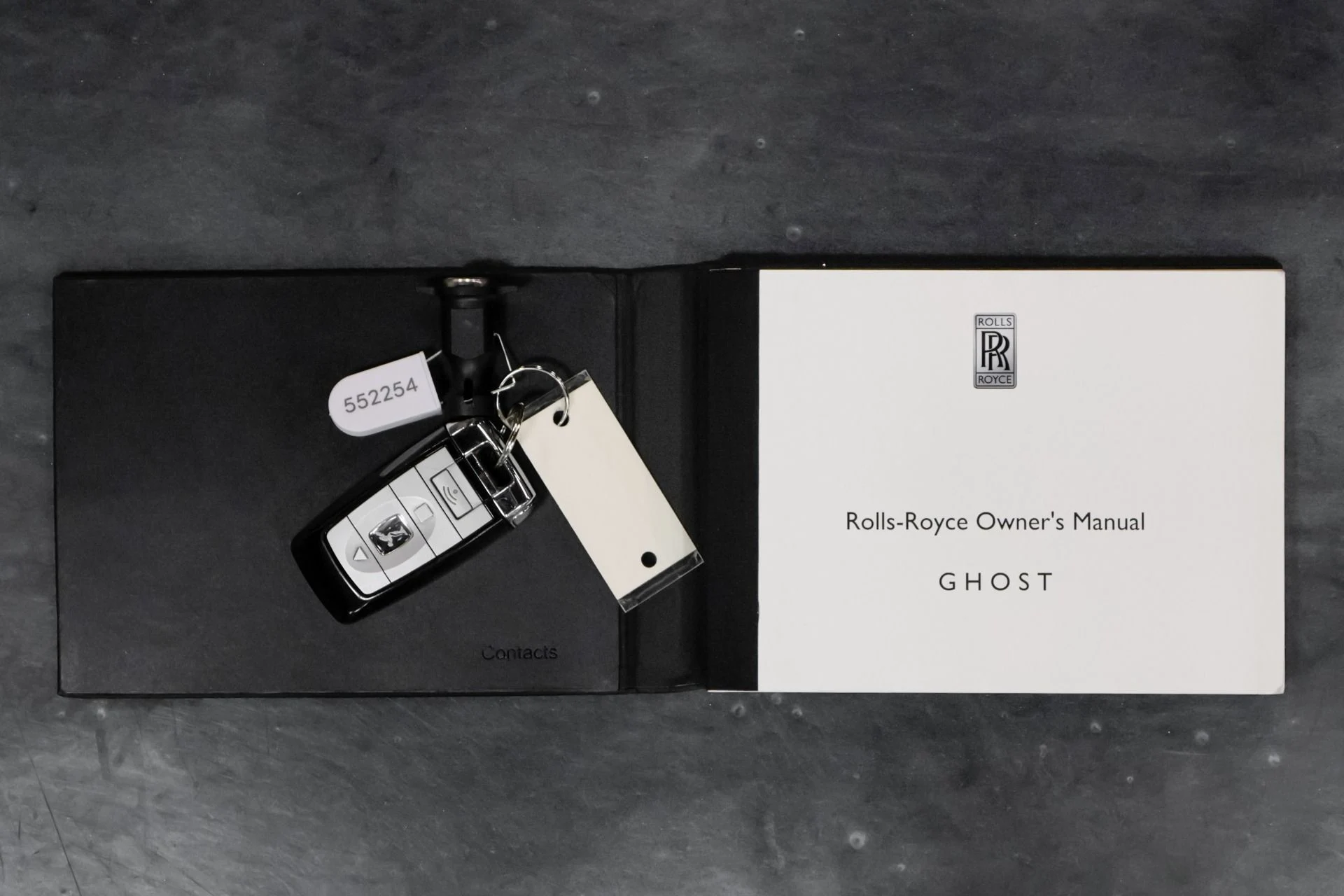 mph075_3104544637_Used_2010_Rolls_Royce_Ghost_1762979242_45d7fcdbe6