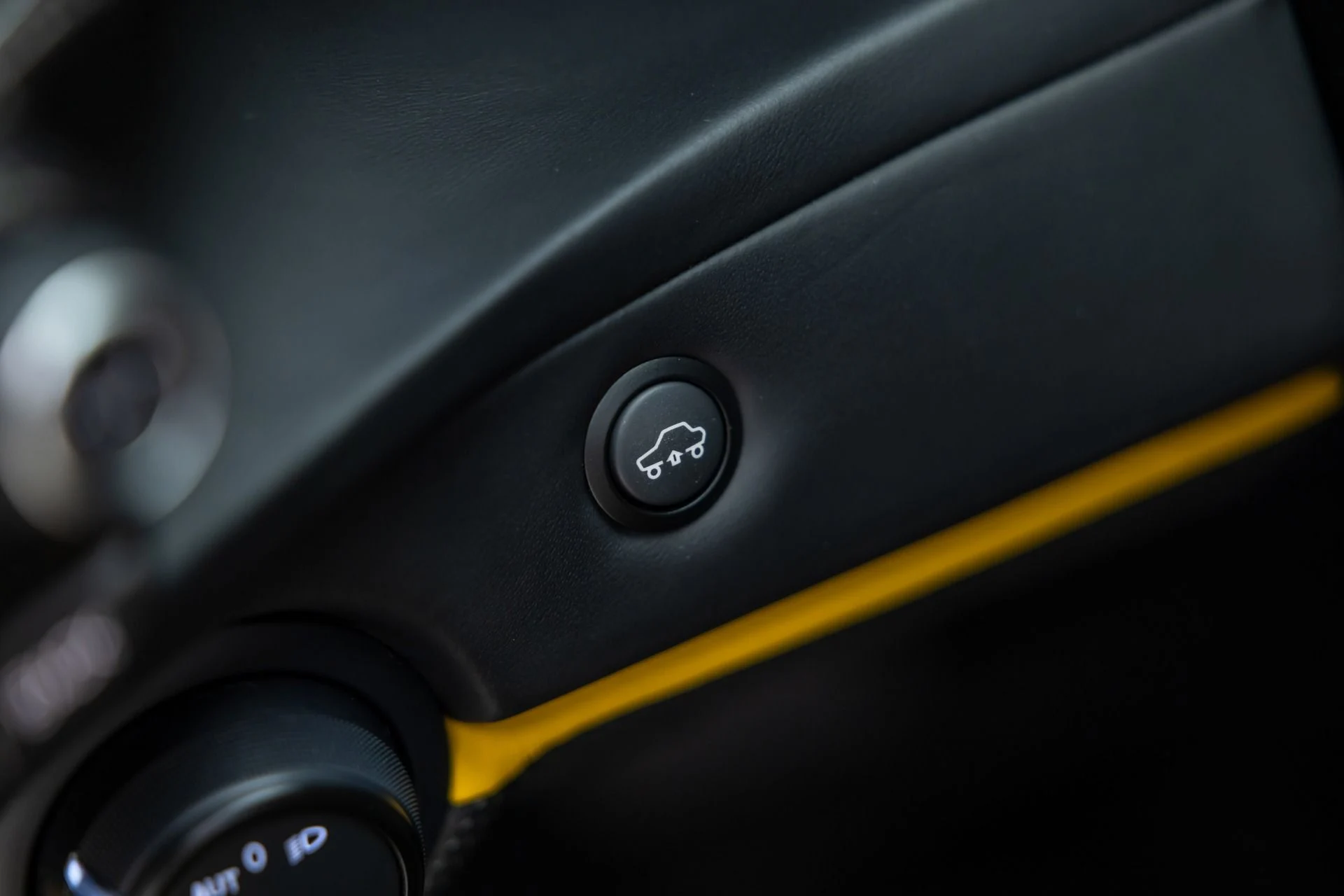 mph075_3111404633_13163_p76_l_c13d02b601