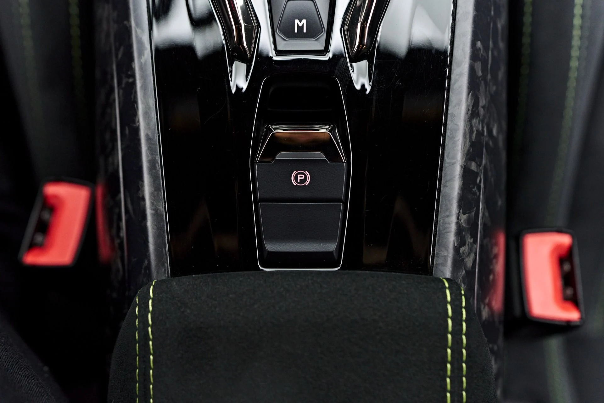mph075_3154987230_Used_2019_Lamborghini_Huracan_Performante_1757626114_b9134475a3