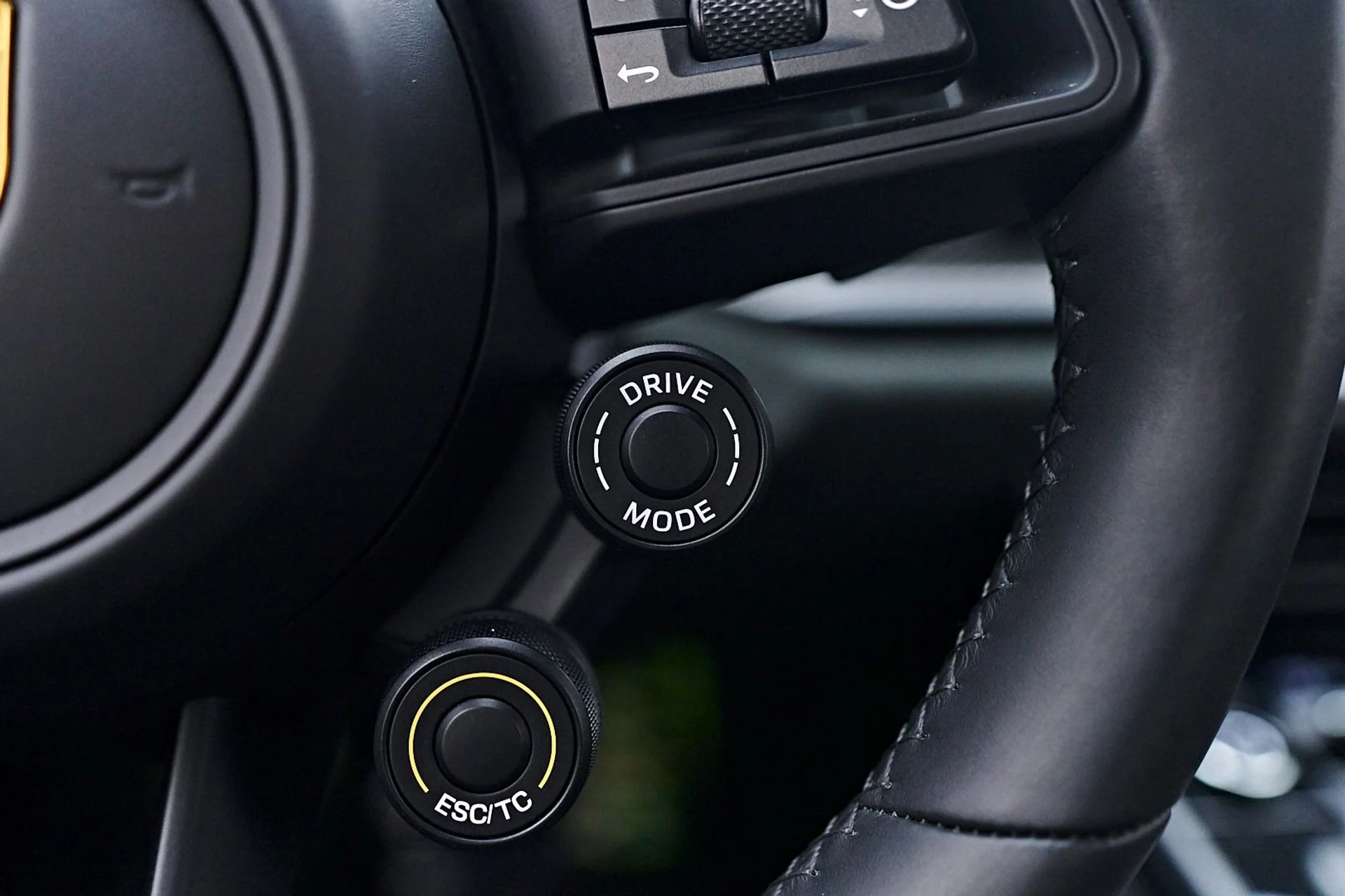 mph075_316197498_Used_2024_Porsche_911_GT_3_RS_1740854858_c8ab8a72c1