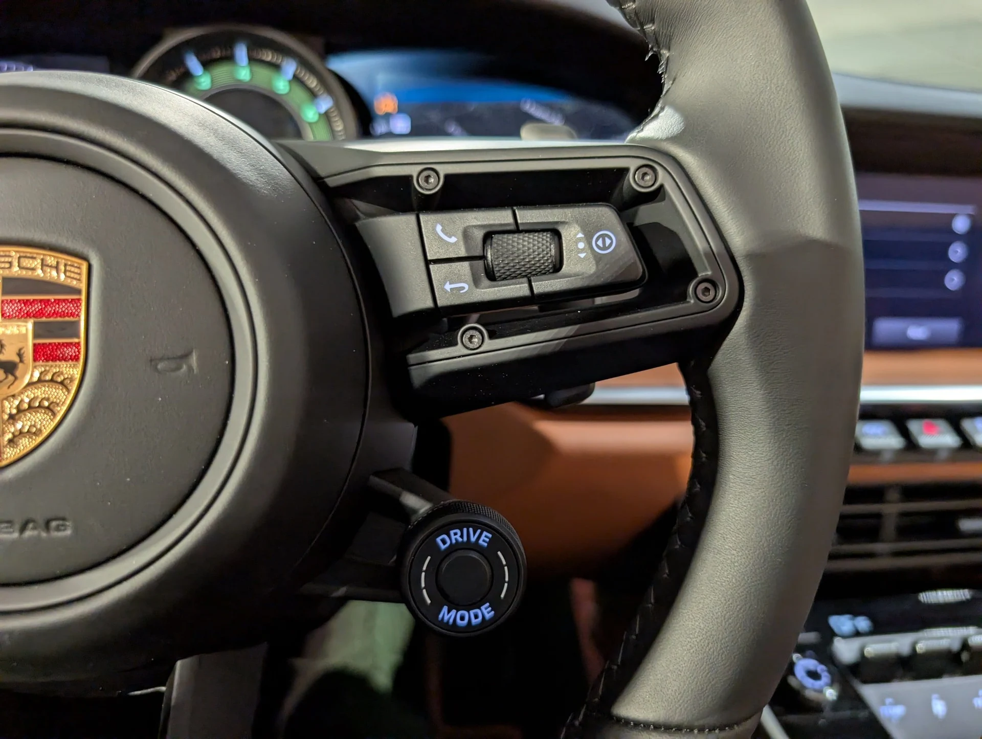 mph075_3184034460_3dca8118e207cd652e985d2fd801a42cx_6676010638