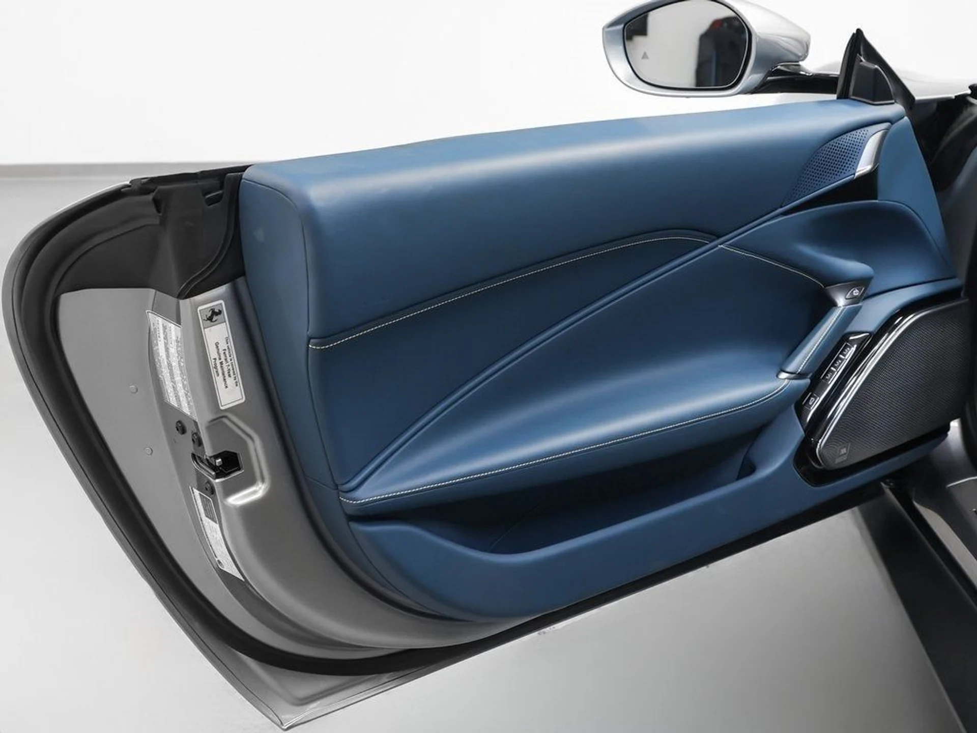 mph075_3217984053_76_1e9a0b5dec