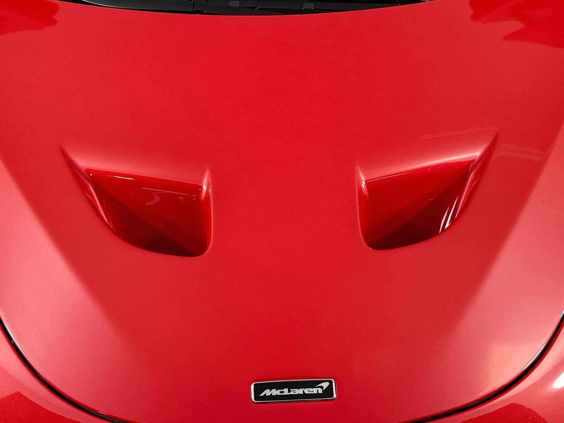 mph075_3234630137_Used_2020_Mc_Laren_620_R_1787114684_fc8668331b