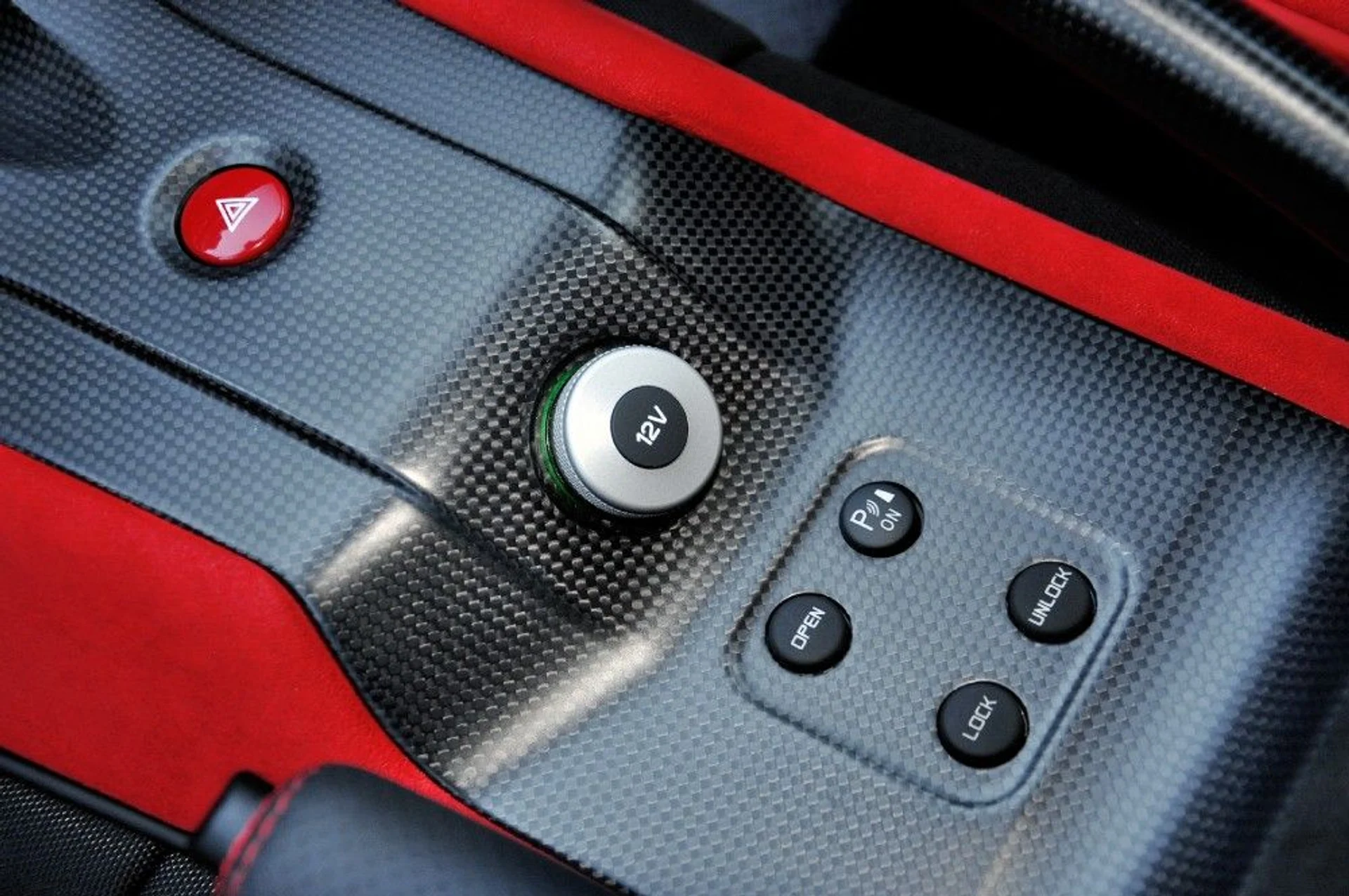 mph075_3239745538_82_p76_l_706cb9d15d