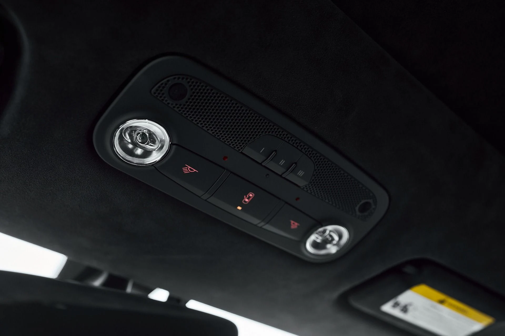 mph075_3303513087_Used_2023_Lamborghini_Huracan_Base_1764123683_e3fdfc0f12