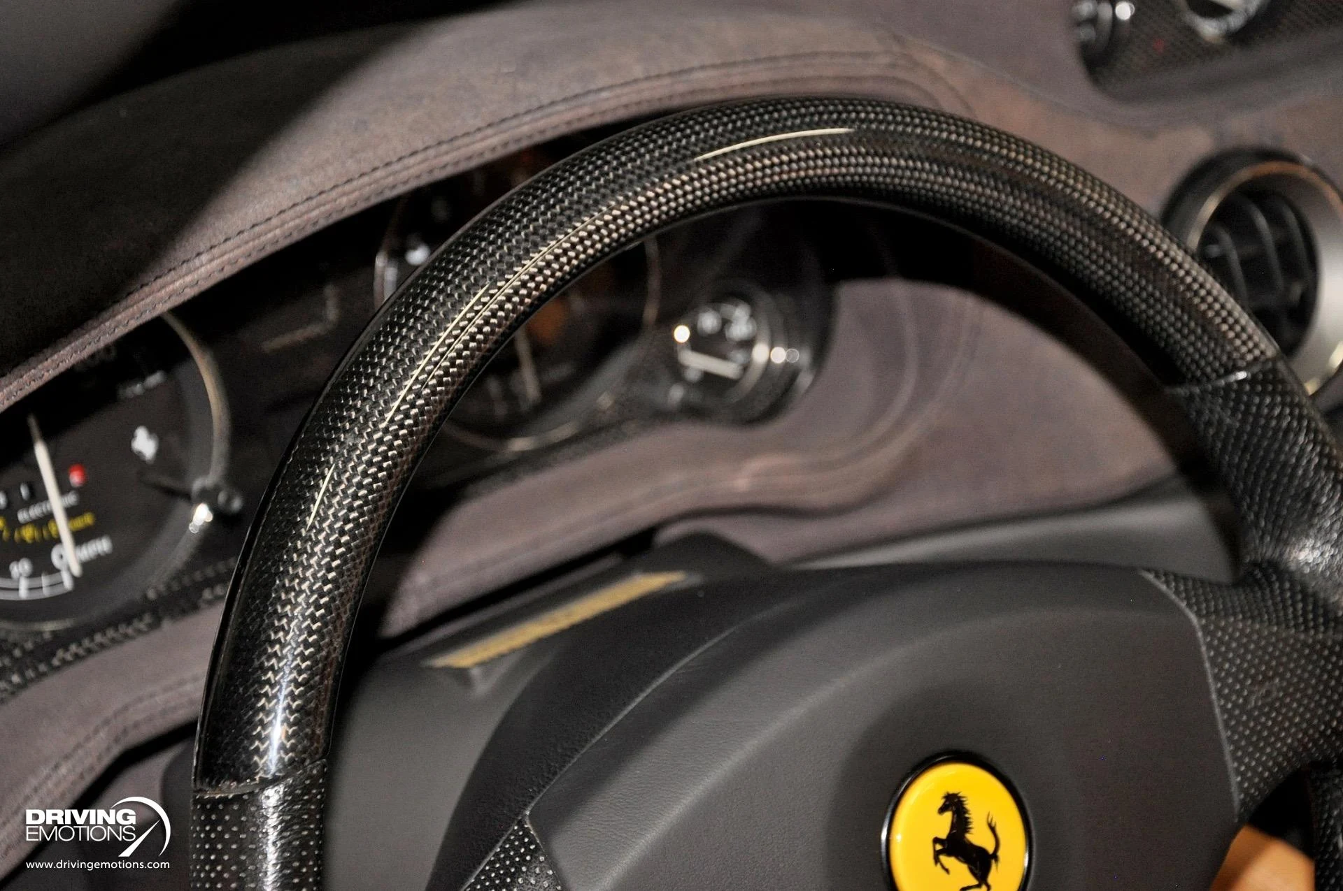 mph075_3303520084_437_p76_l_6f983a6256