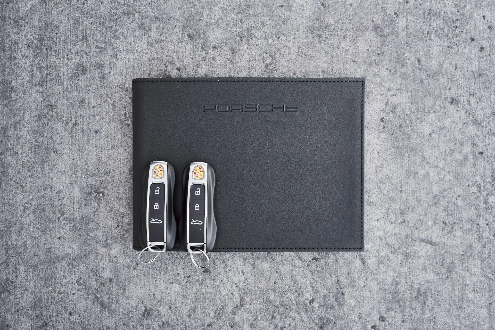 mph075_3308478983_Used_2026_Porsche_911_Targa_4_S_1772843337_82804c8571