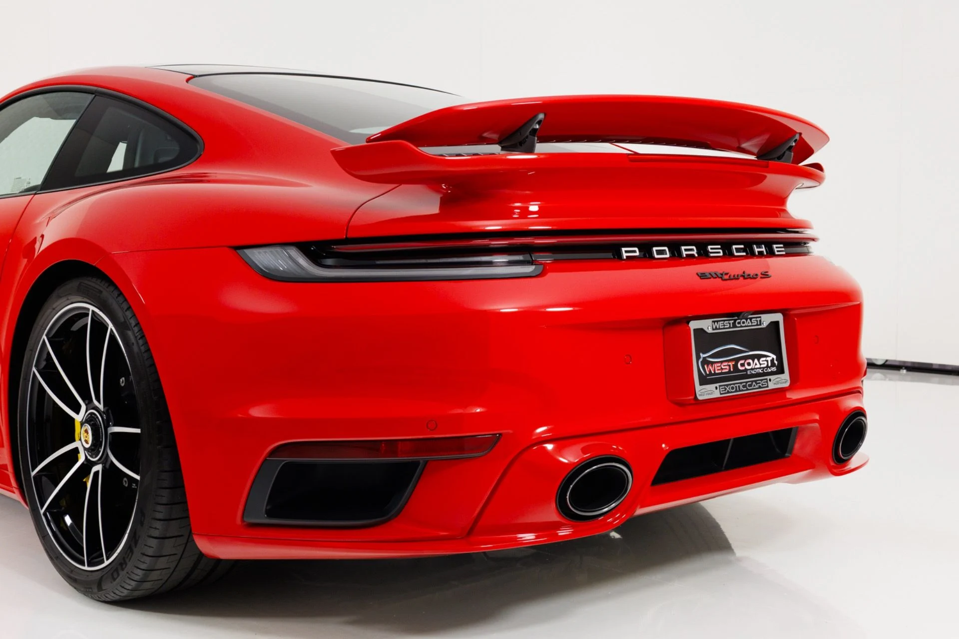 mph075_3435080465_Used_2021_Porsche_911_Turbo_S_1776203935_3e64cf35e1