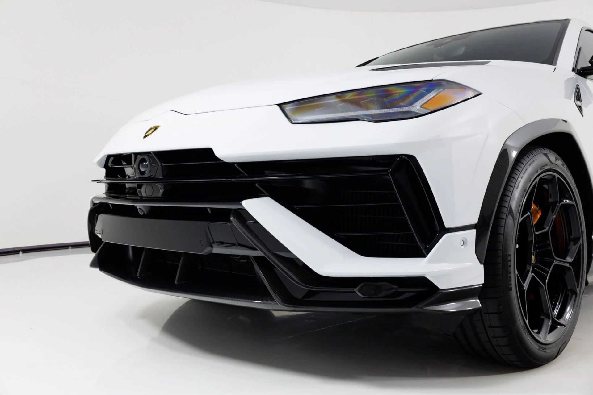 mph075_3437770355_Used_2024_Lamborghini_Urus_Performante_1780601155_6e622b673a