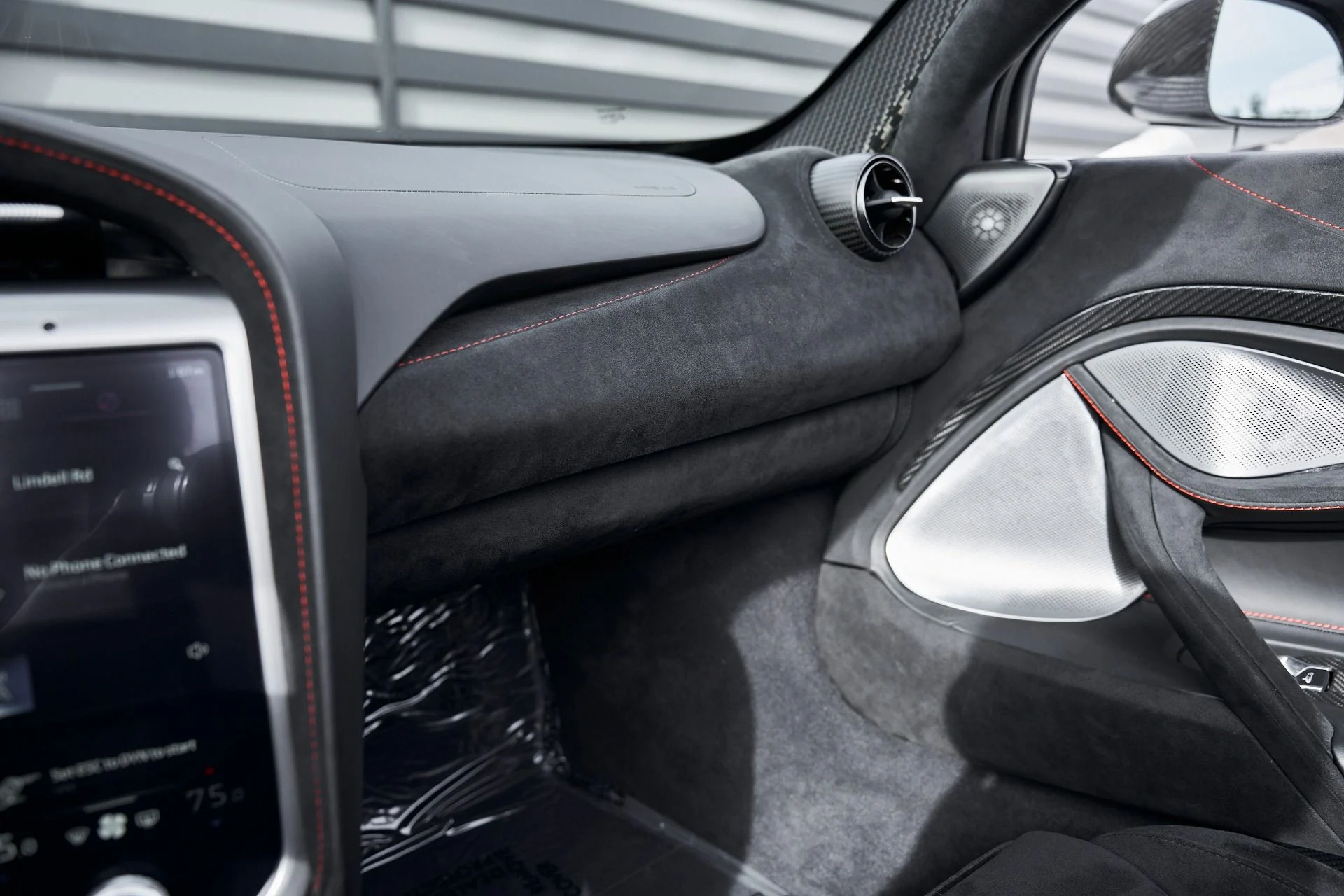 mph075_3492075276_Used_2024_Mc_Laren_750_S_1769048400_d4d0ebfe22