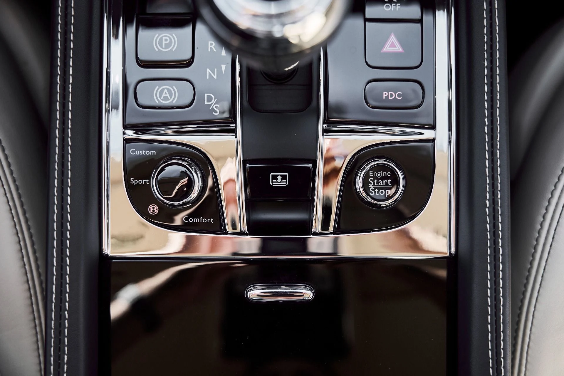 mph075_3532137259_Used_2019_Bentley_Mulsanne_Base_1773861471_dbea6fb37f