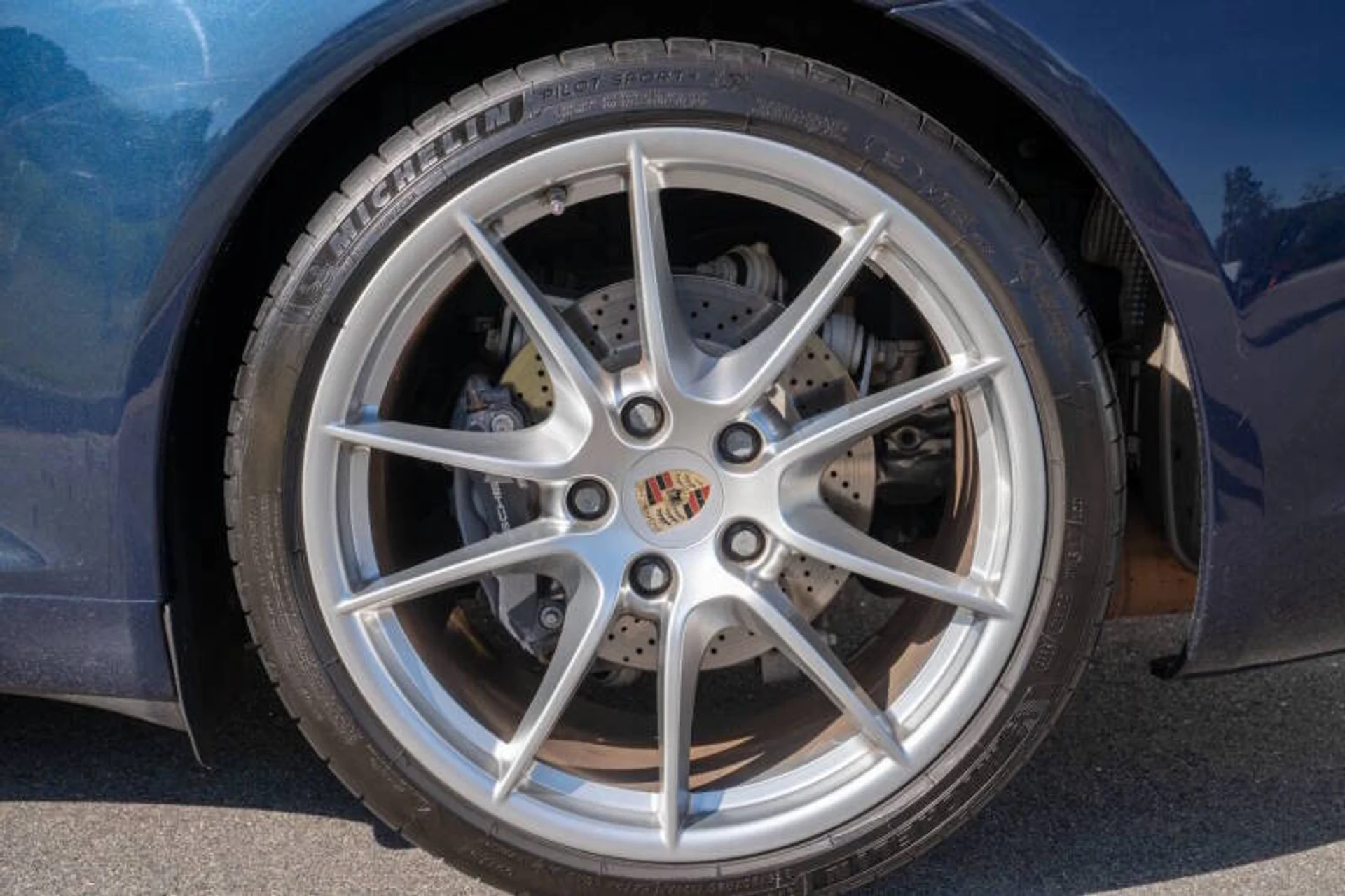 mph075_3544683932_2013_porsche_911_carrera_2dr_coupe_8e845ceba5