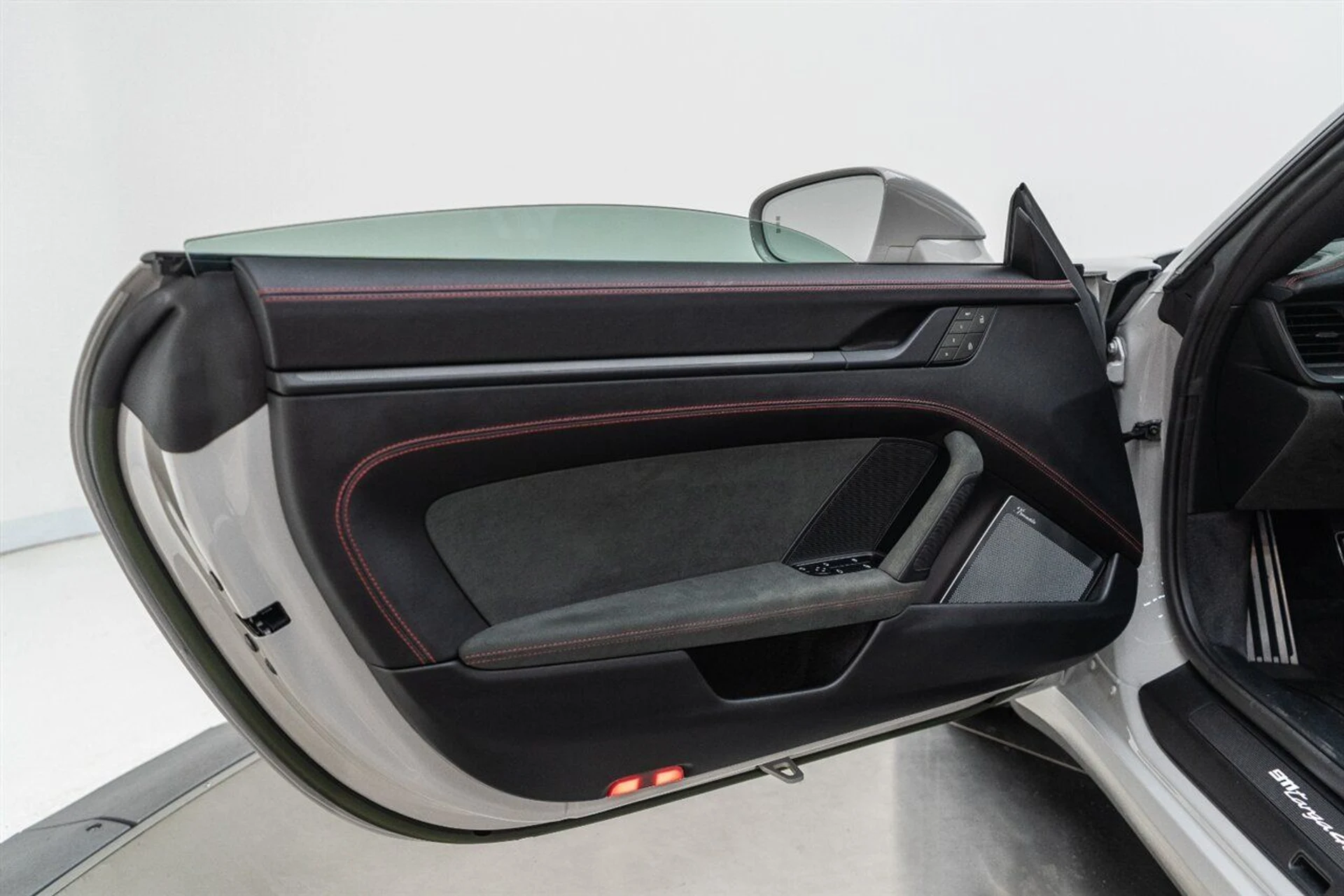 mph075_3570735069_351339c3db_1280_94f6183b9b