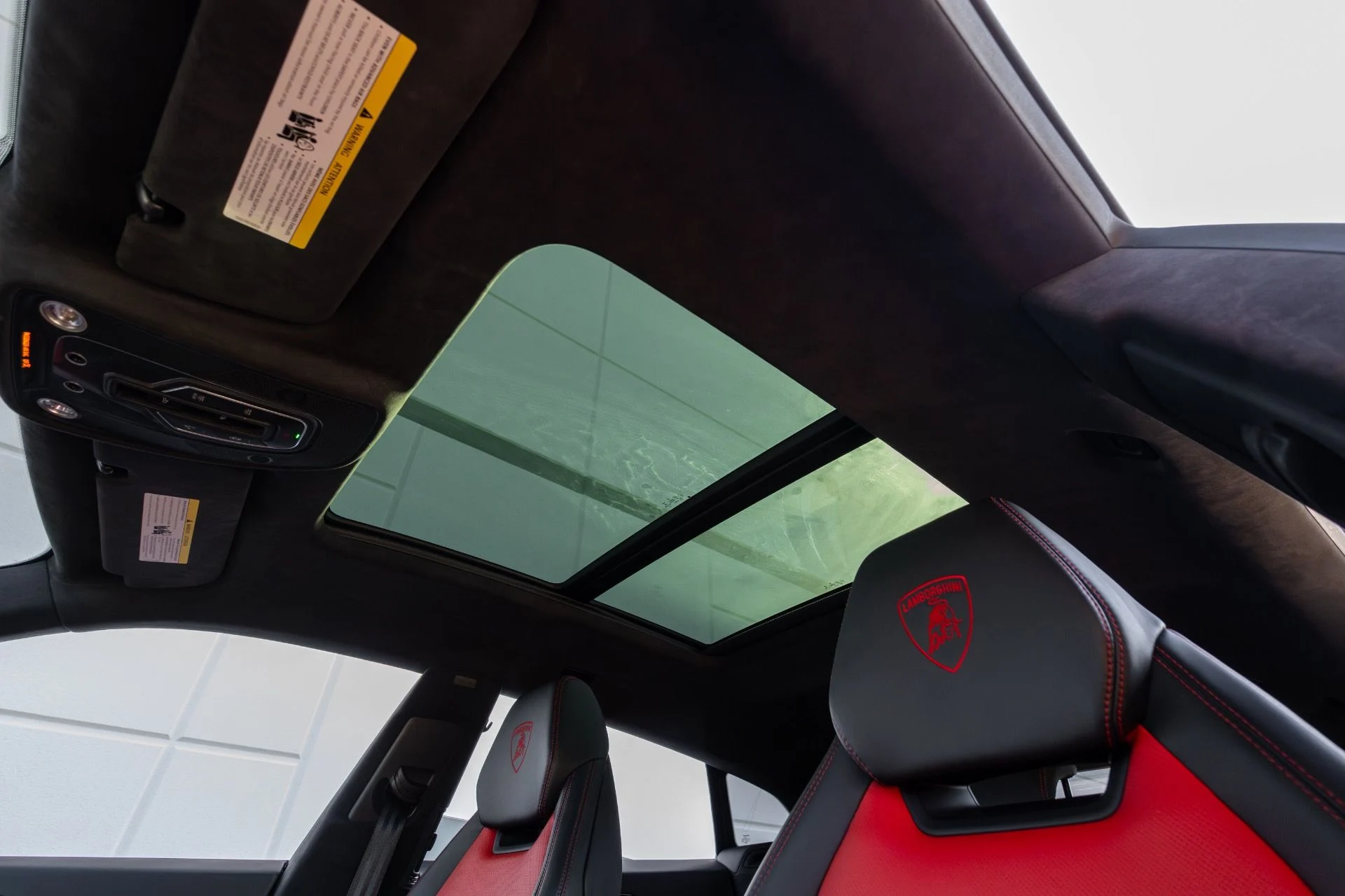 mph075_383578876_Used_2021_Lamborghini_Urus_1767069879_d2e6d7015e