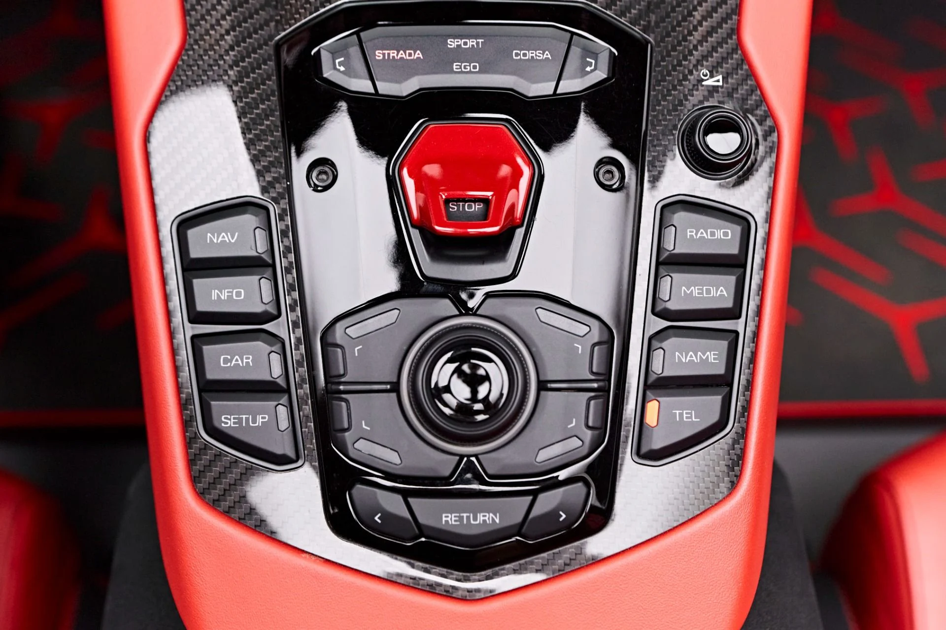 mph075_4008166065_Used_2021_Lamborghini_Aventador_SVJ_Base_1722739728_3eea20e054