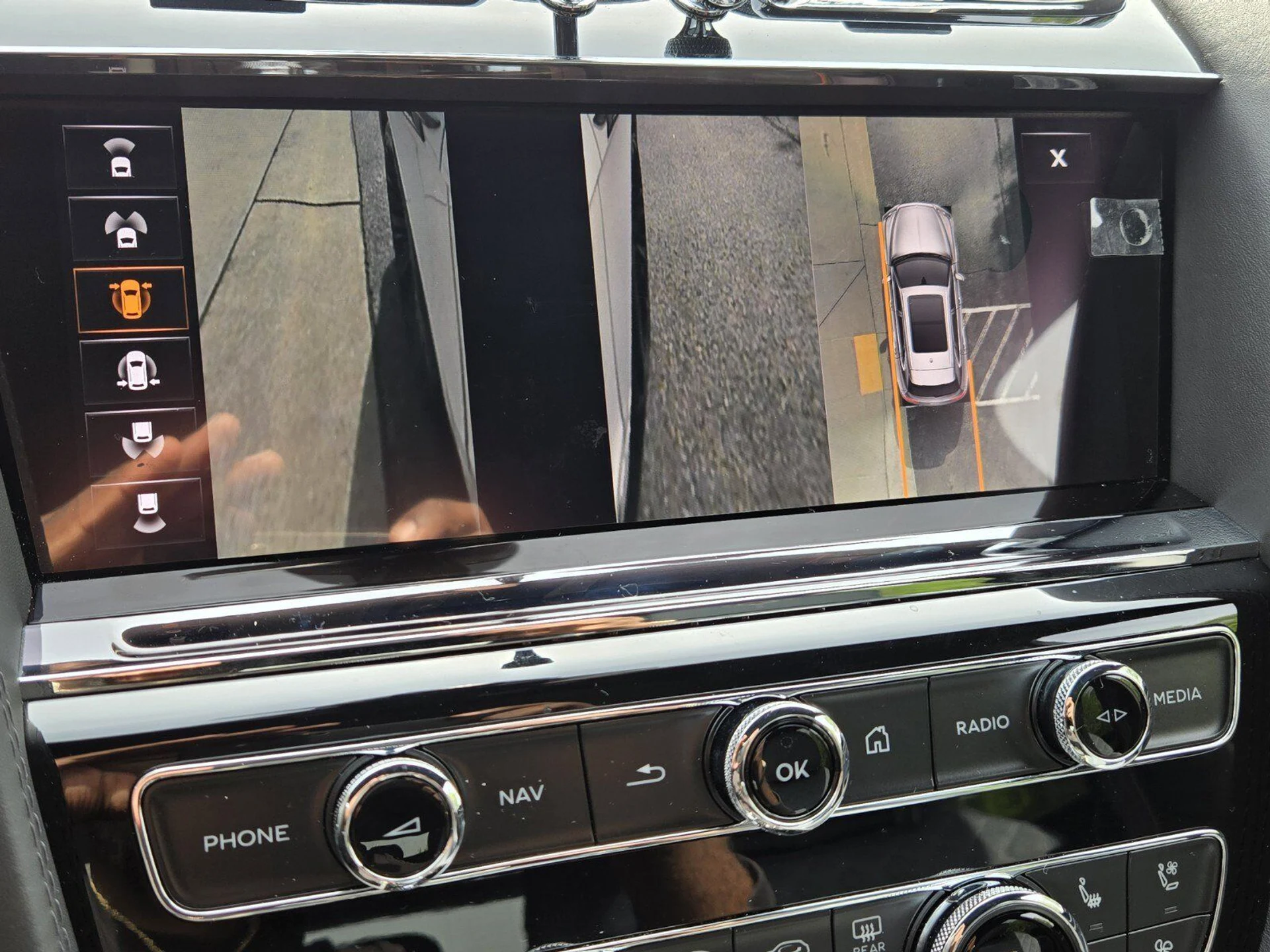 mph075_4129966201_6e4835cb6a1e64306b1657f100a51847x_a1473783be