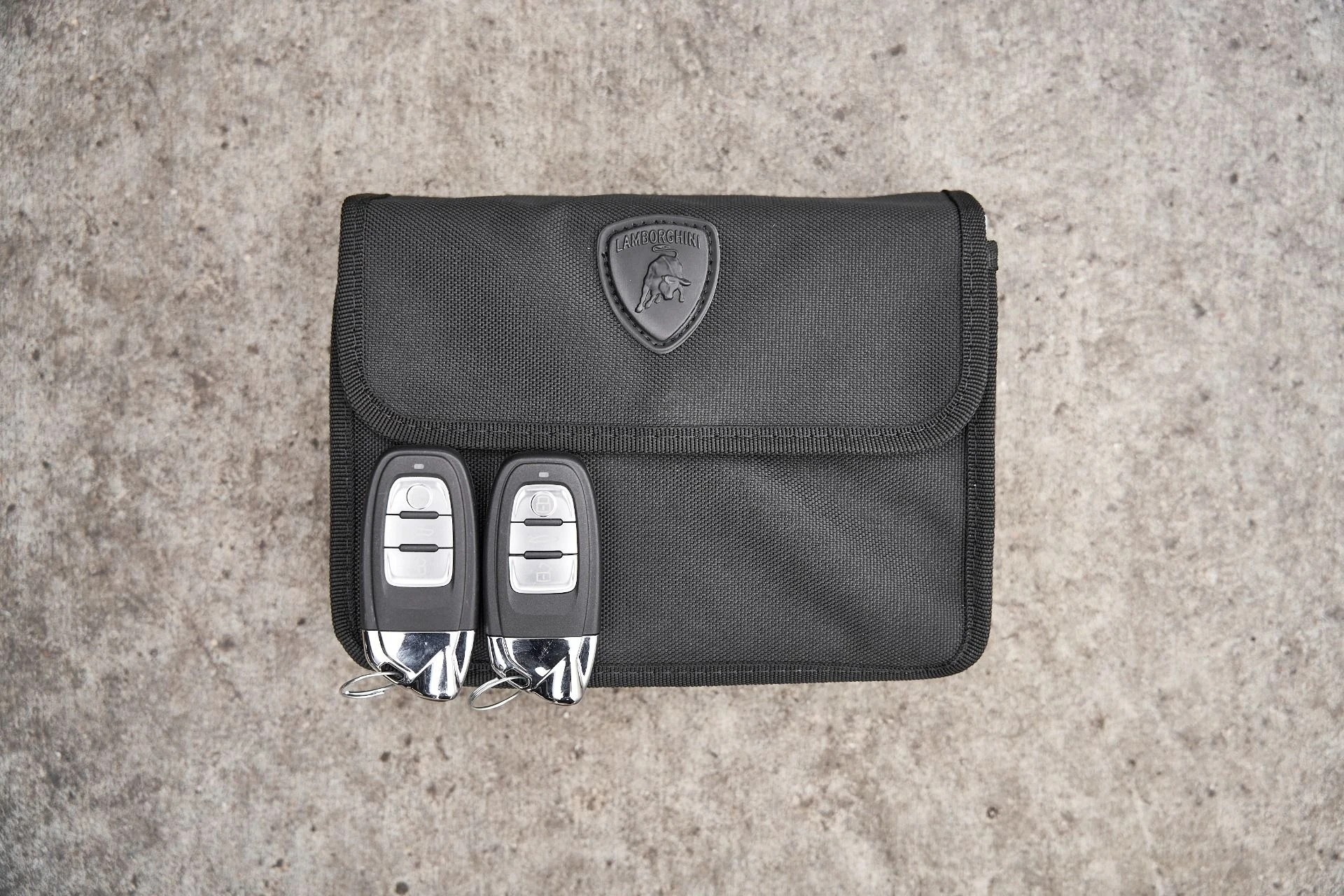 mph075_4155275400_Used_2023_Lamborghini_Huracan_Tecnica_Base_1766269140_de79fd3a51