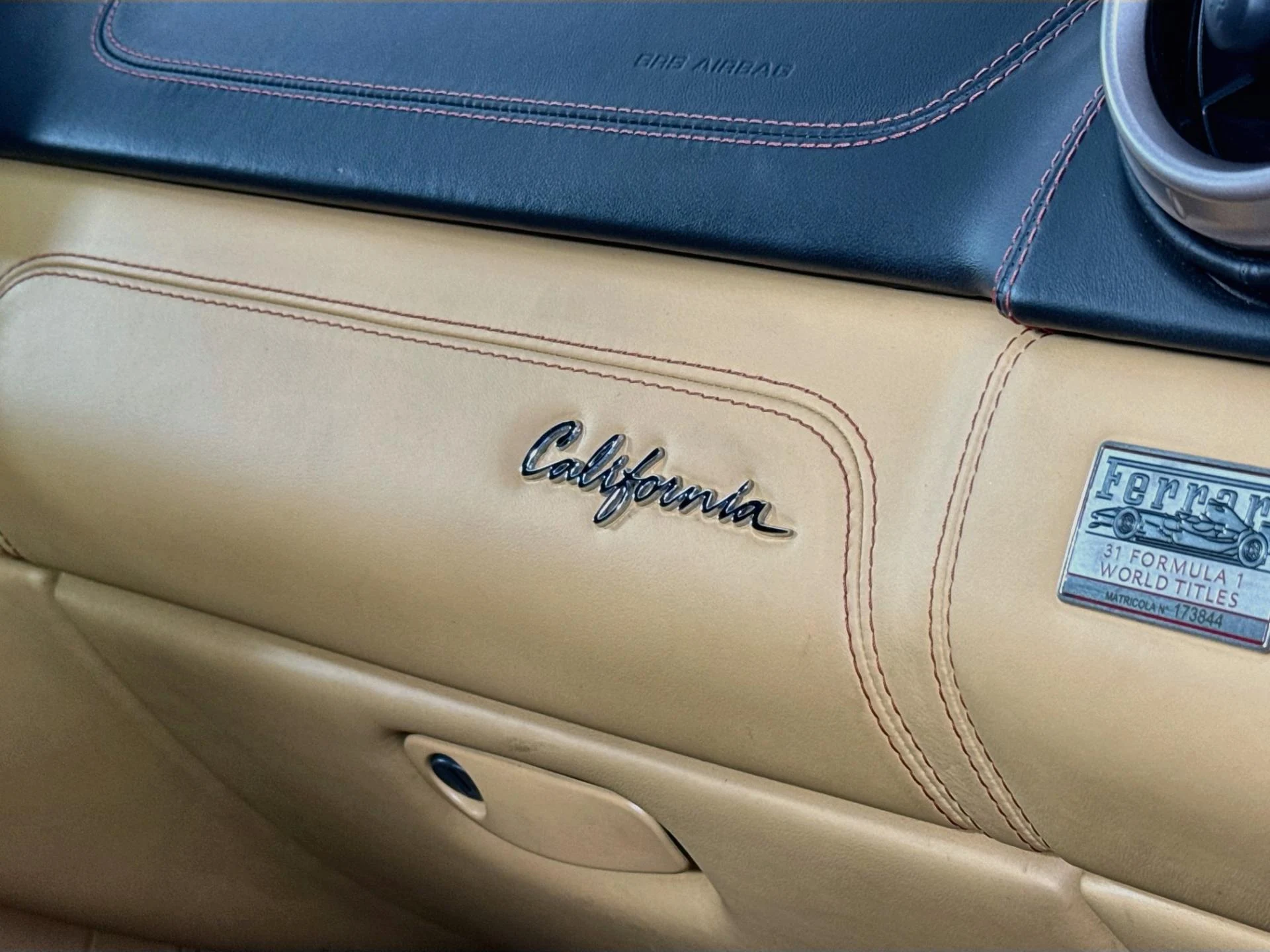 mph075_4177507091_Used_2010_Ferrari_California_1790360515_524afa4f97
