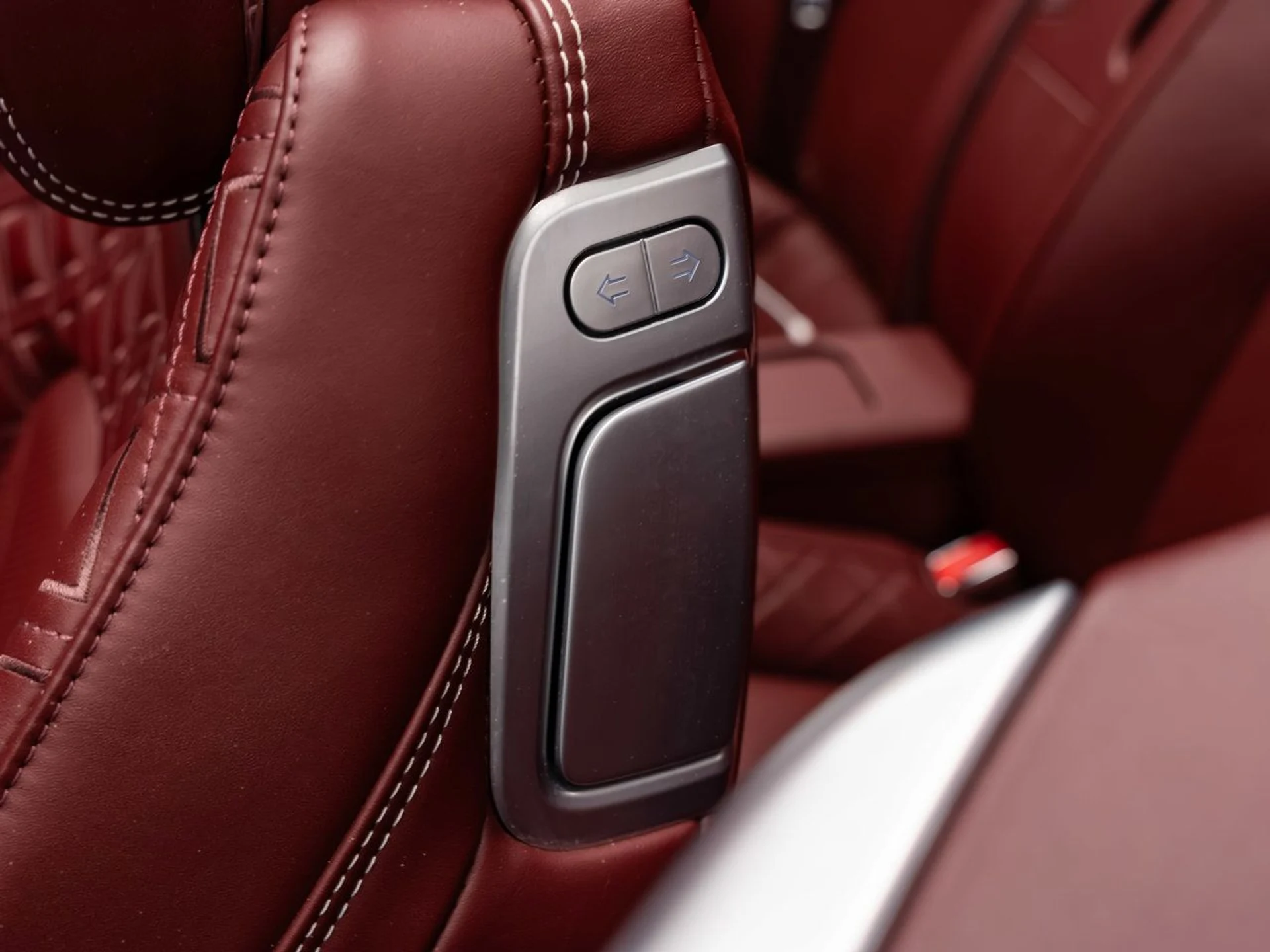 mph075_458414060_bentley_continental_2020_9c28337891