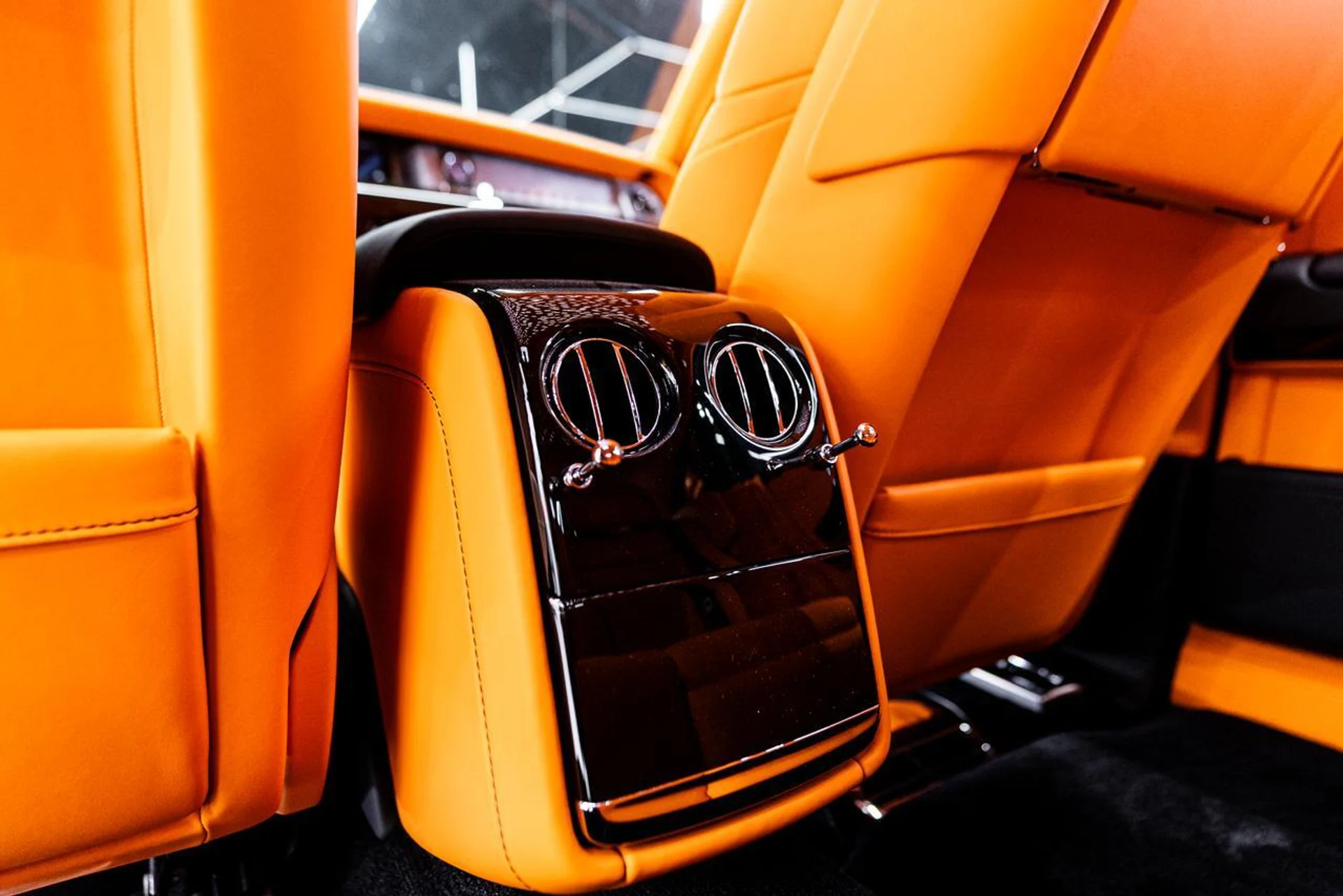 mph075_51330938_38349779434df1bb86bf90b6ef529b77_1483e8d981