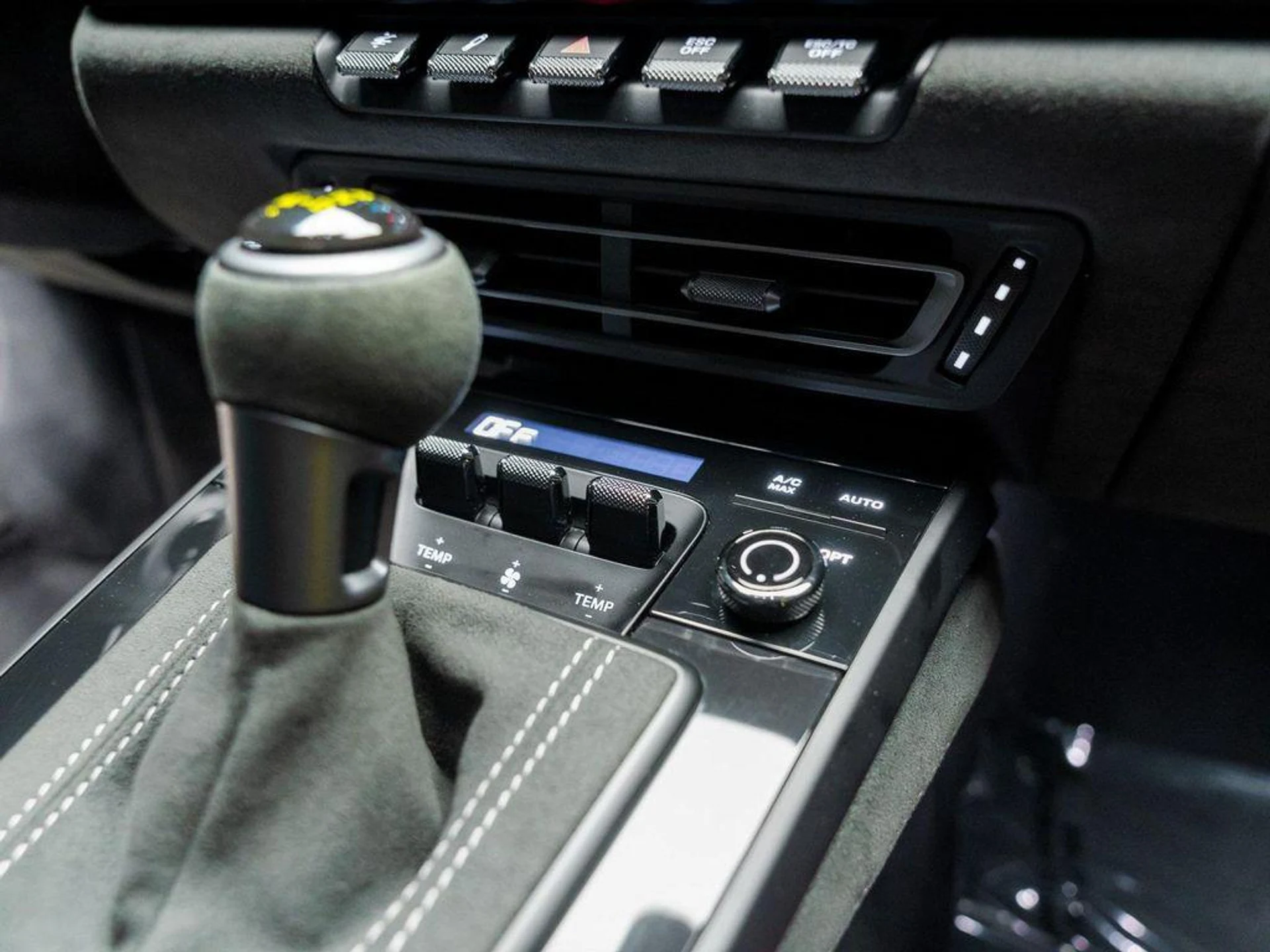 mph075_522049389_E_brqb_T300wh_JX_Iai_Xb_Khp9_El_Y_bb1b3afb92