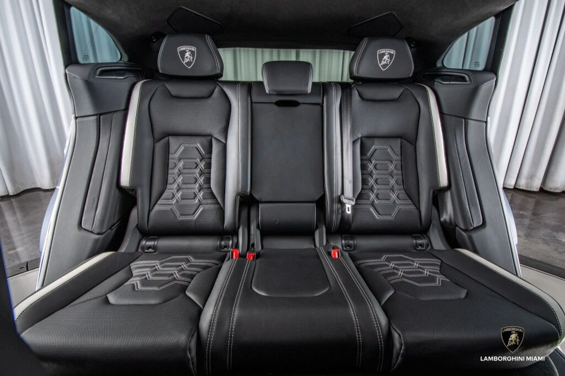 mph075_541978940_b8bac196e9ef992f0c425439cb4ce95a_01b3c266cd