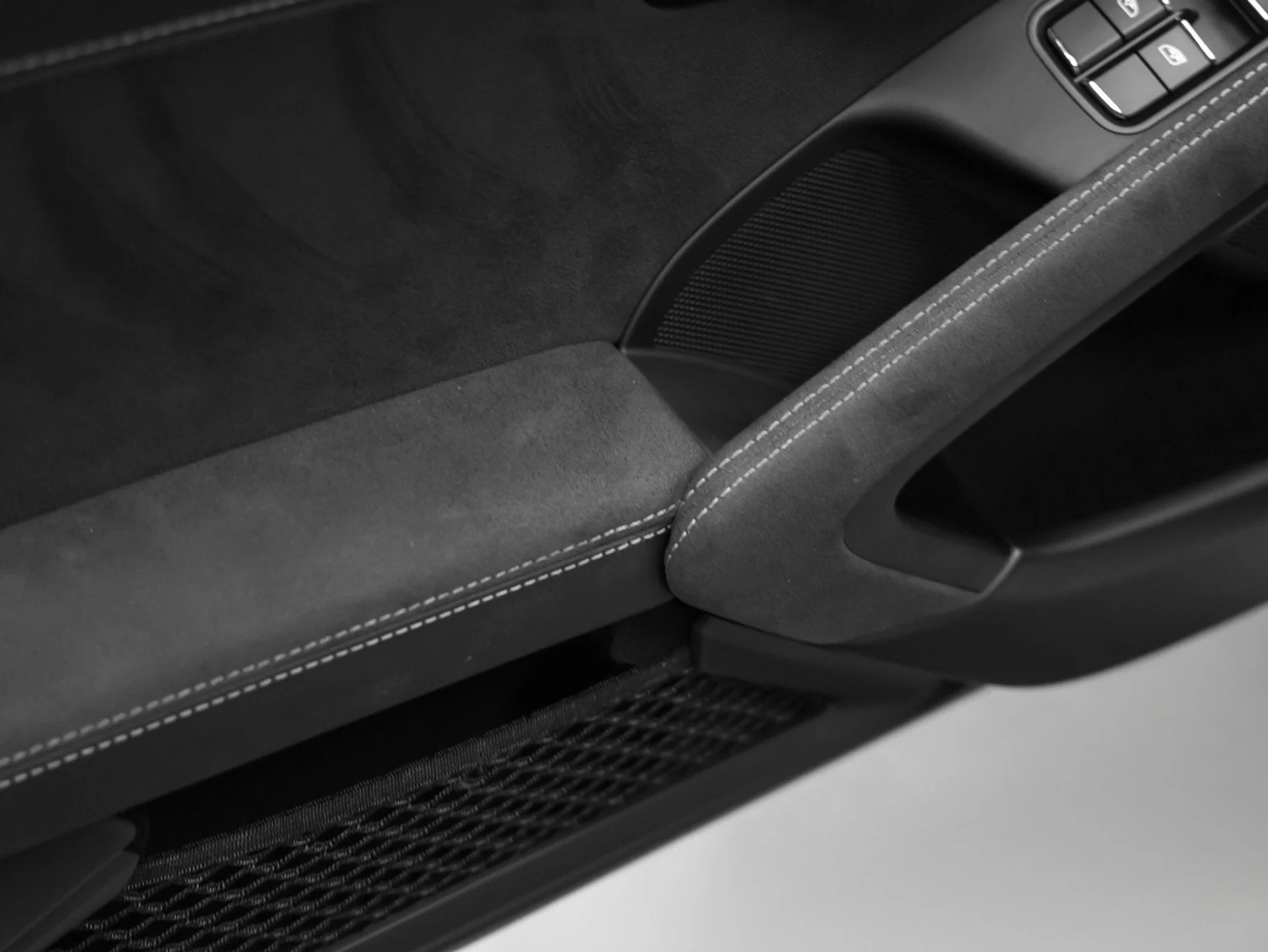 mph075_594739676_76_f5aa91083f