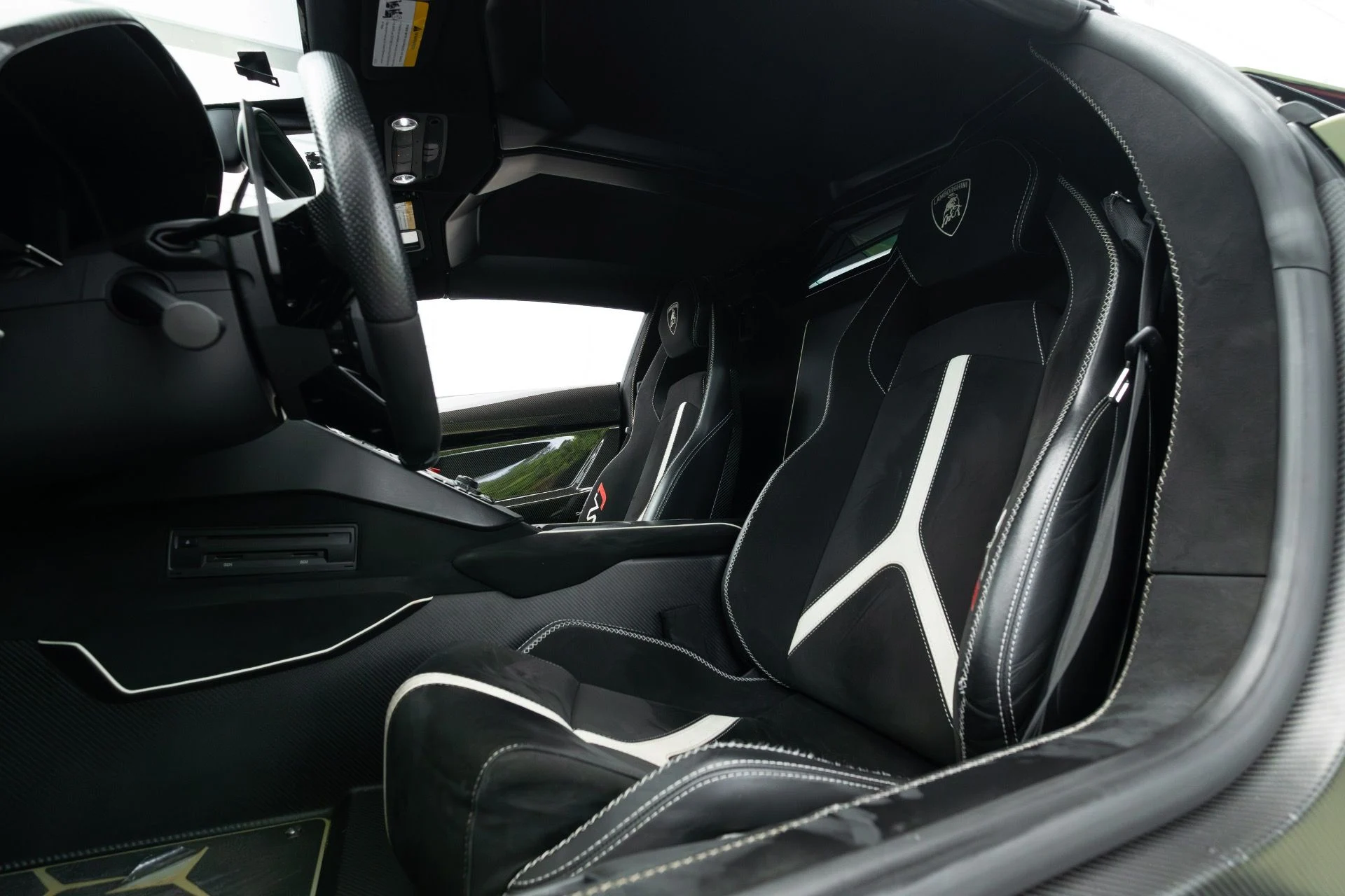 mph075_750870094_Used_2021_Lamborghini_Aventador_LP_770_4_SVJ_Roadster_1773714572_8067c1d077