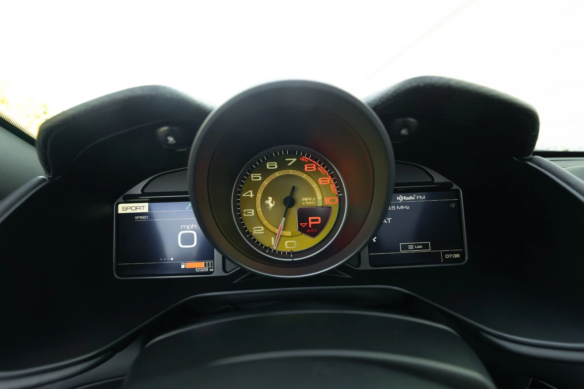 mph075_779192027_Used_2020_Ferrari_Portofino_1760457229_48d20202aa