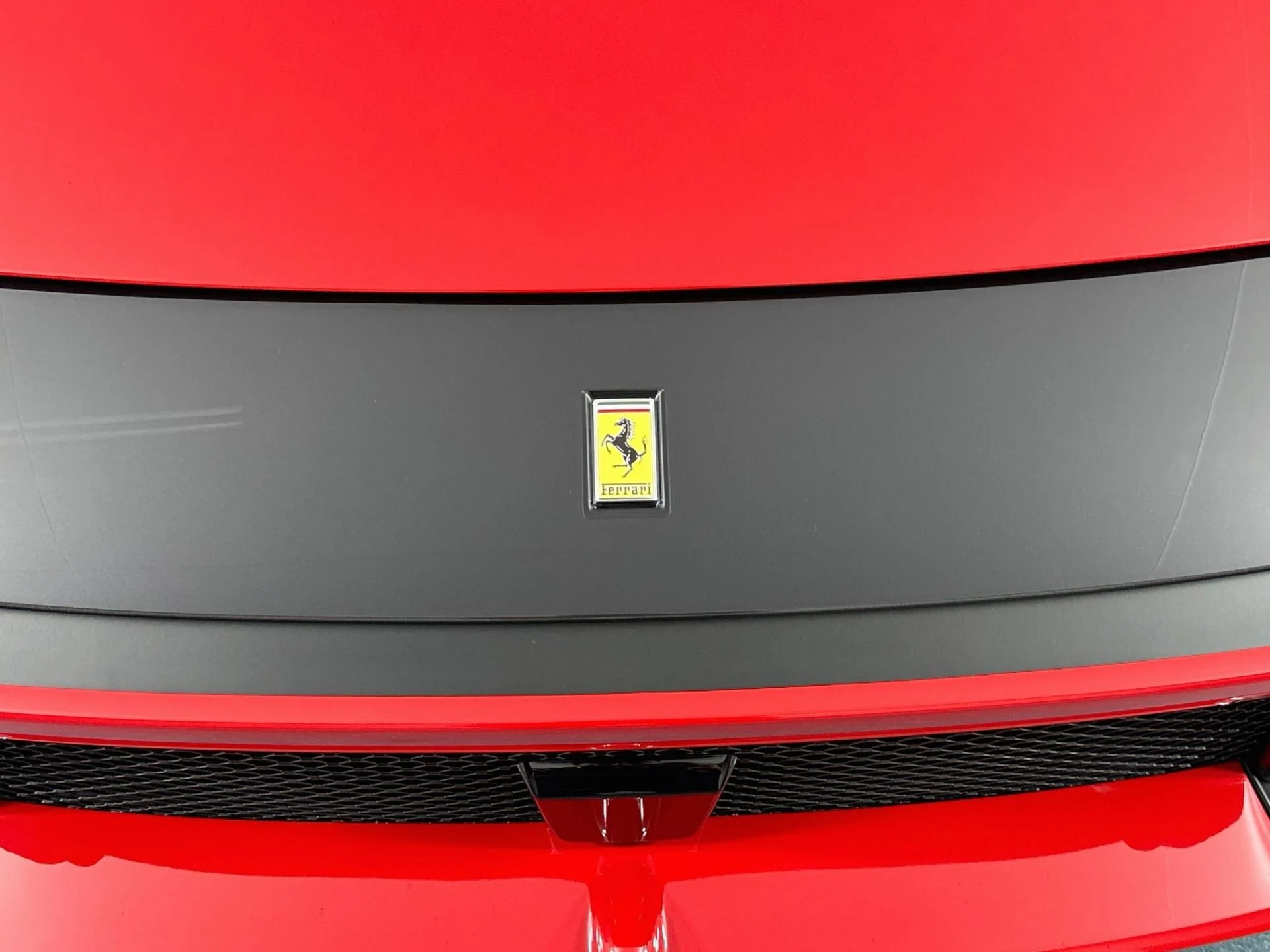 mph075_806227025_Used_2026_Ferrari_12_Cilindri_1787771932_c42029bf6f