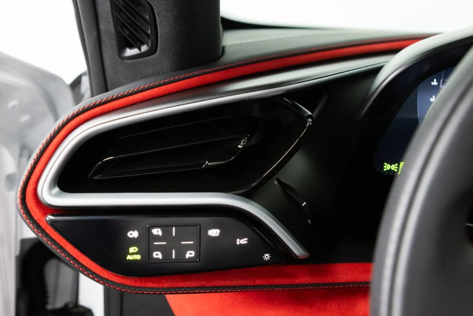 mph075_816422938_Used_2024_Ferrari_296_GTB_0aa80279d0