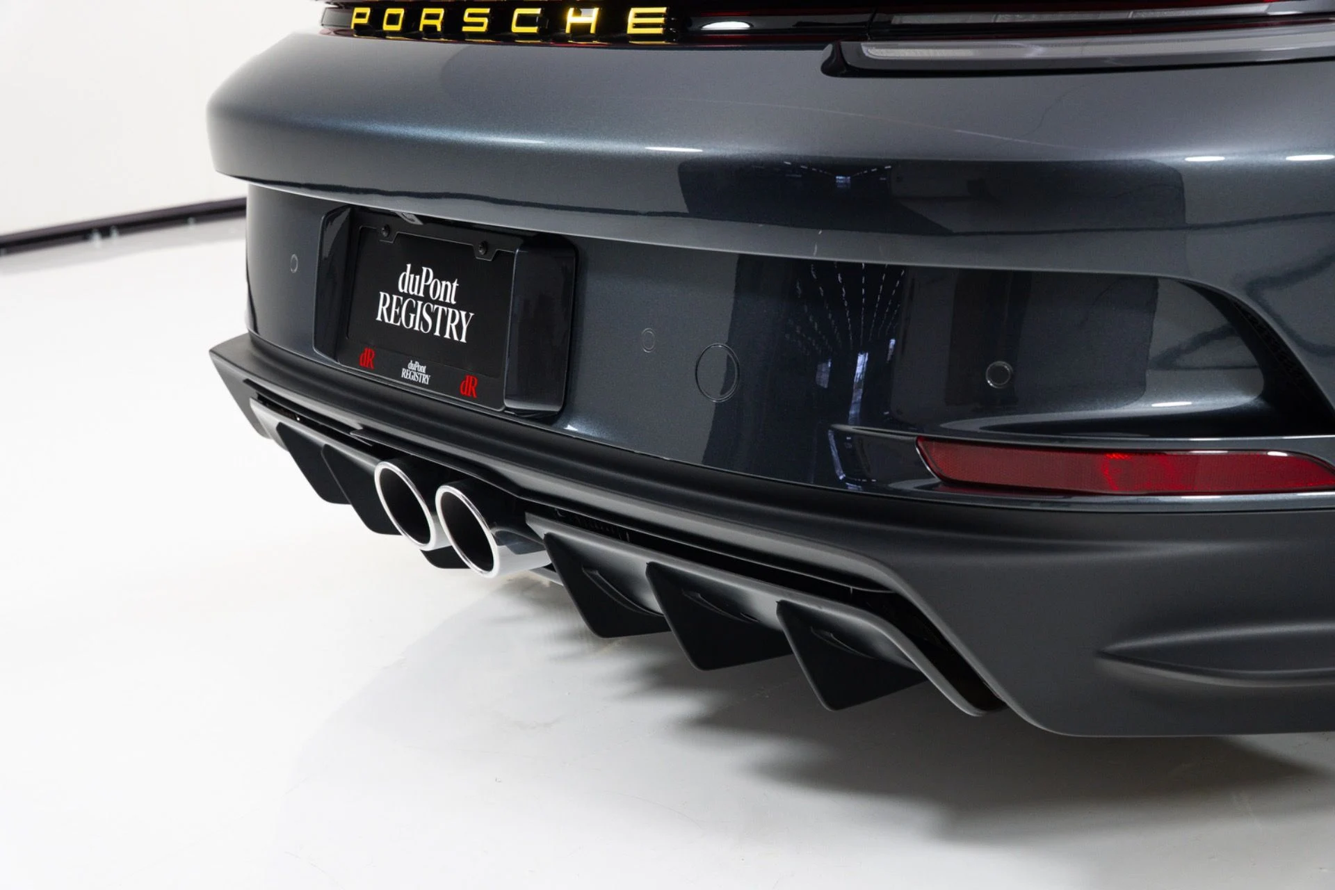 mph075_825773683_Used_2024_Porsche_911_ST_1791913217_0e87533f0d