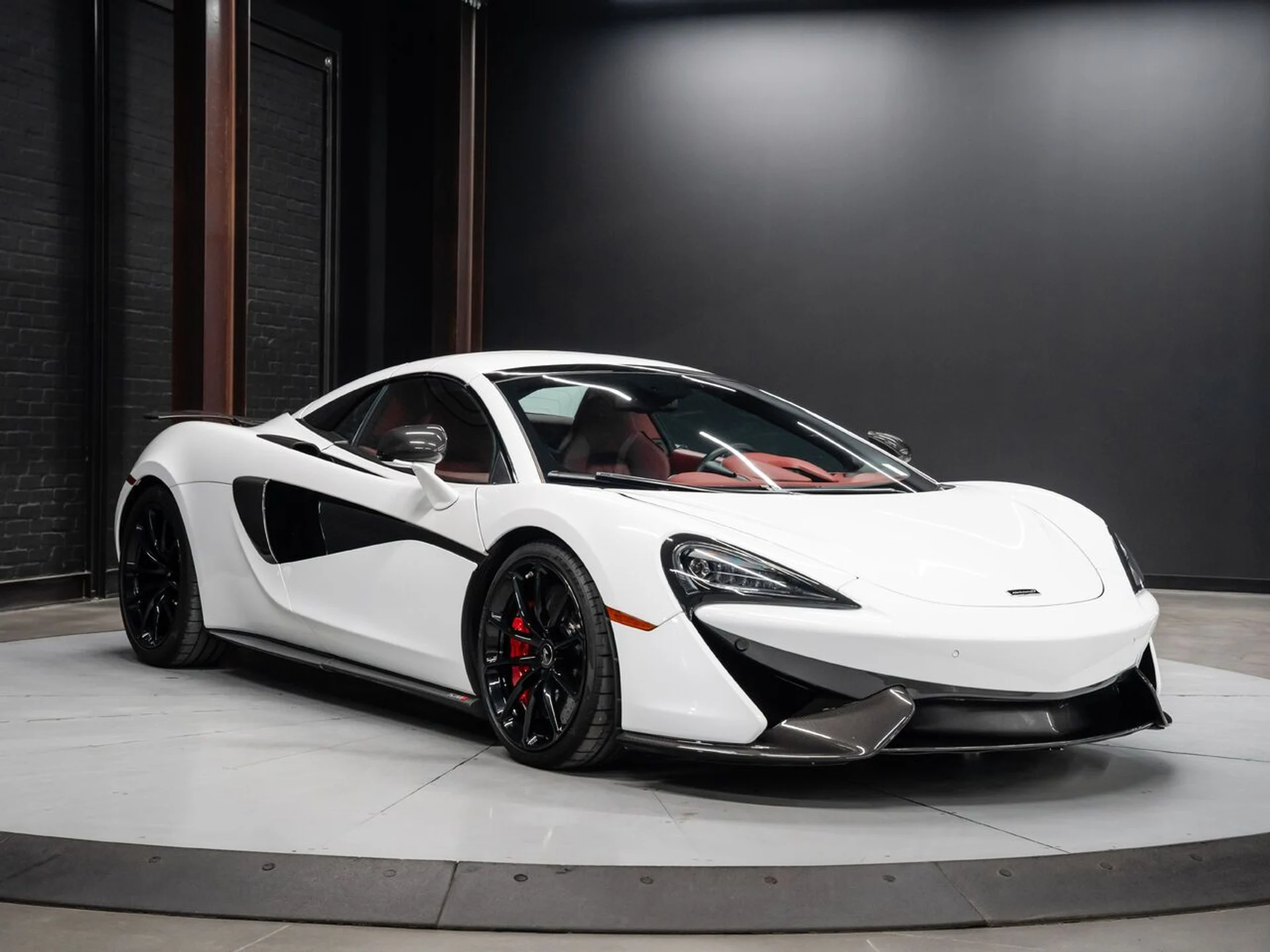 mph075_854110330_mclaren_570s_2019_07c96b1adf