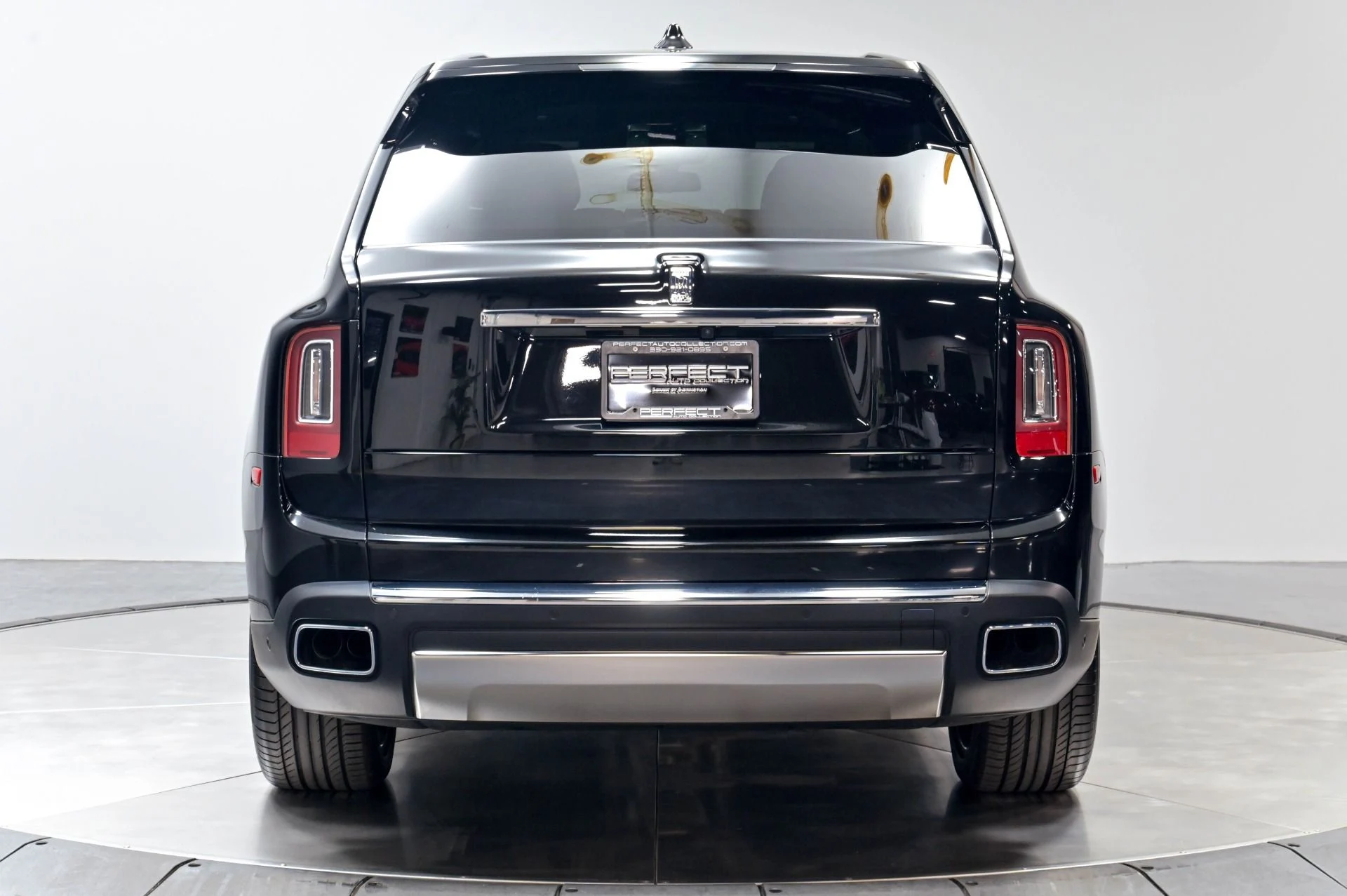 mph076_1047625214_Used_2023_Rolls_Royce_Cullinan_1782858779_54a353af7e