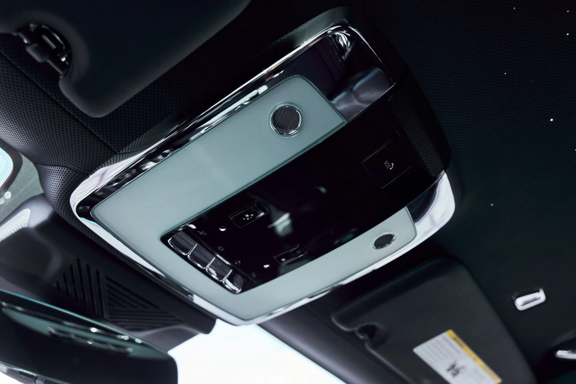 mph076_1078041082_Used_2025_Rolls_Royce_Spectre_Base_1771642494_674216d8d5